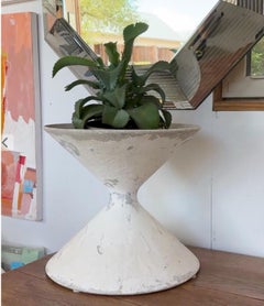 Willy Guhl Wide Diablo Planter by Eternit, béton du milieu du siècle