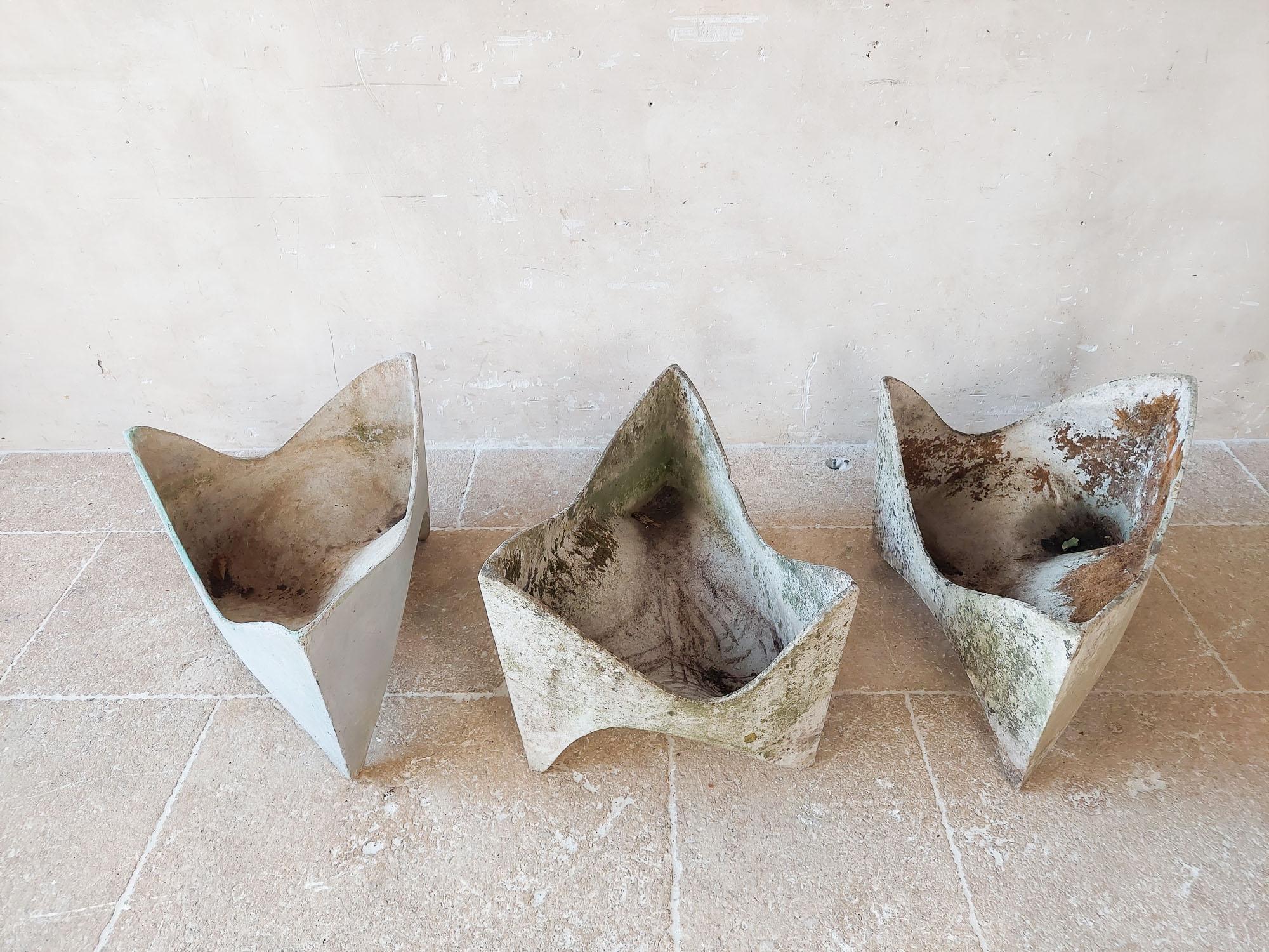 Mid-Century Modern Willy Guhl Triangular Tooth Planters (multiple available) For Sale