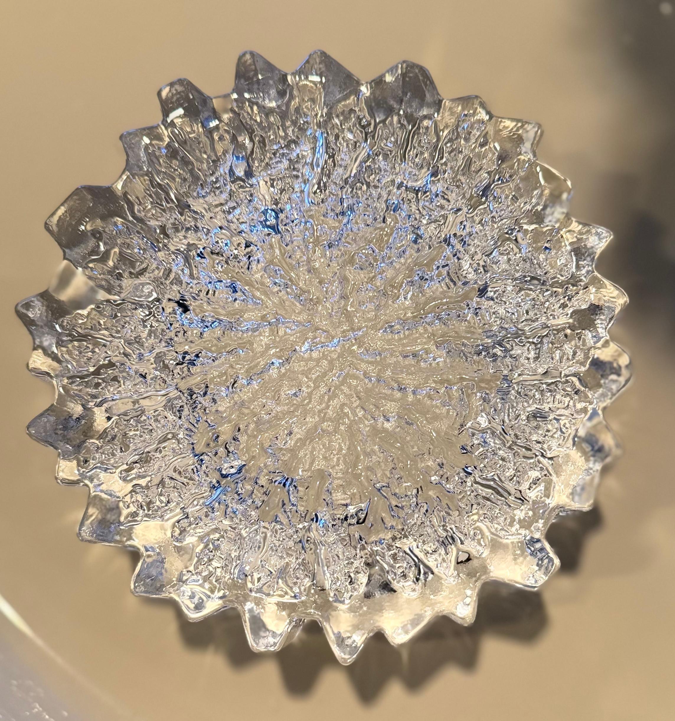 Hand-Crafted Willy Johansson Hadeland Norway Nautilus Crystal Glass Bowl For Sale