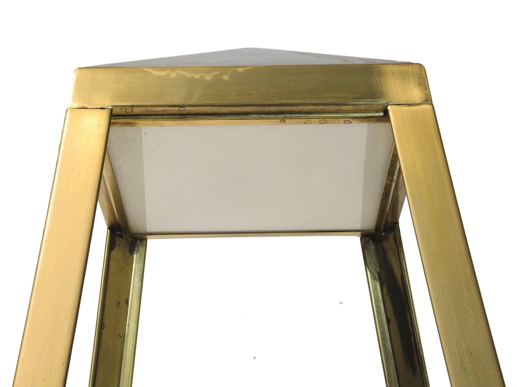 Willy Rizzo, Pair of Stands with Obelisk Shape in Brass and Glass 2