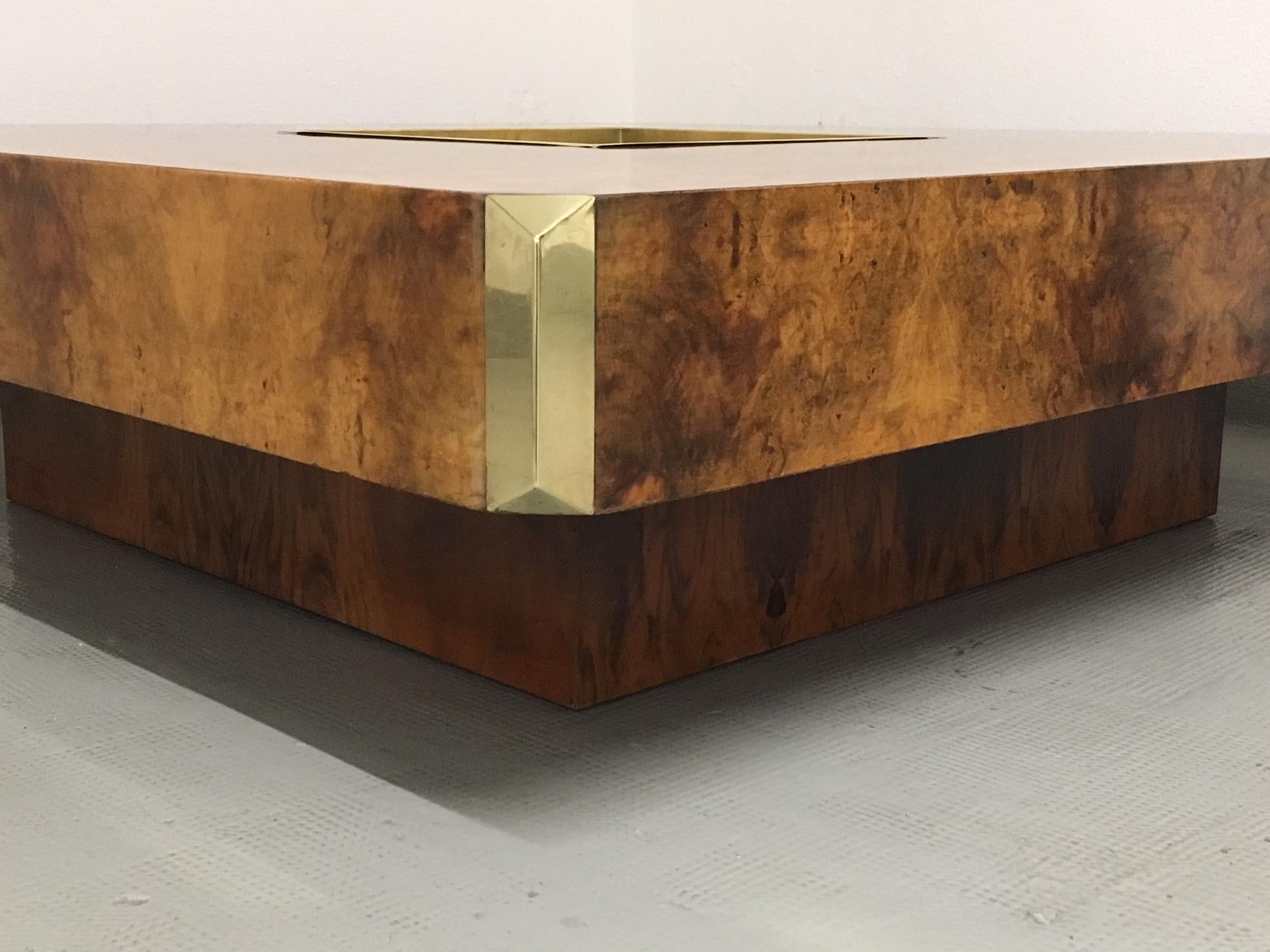 Italian Willy Rizzo Alveo Burl Wood Cocktail Table, 1970s