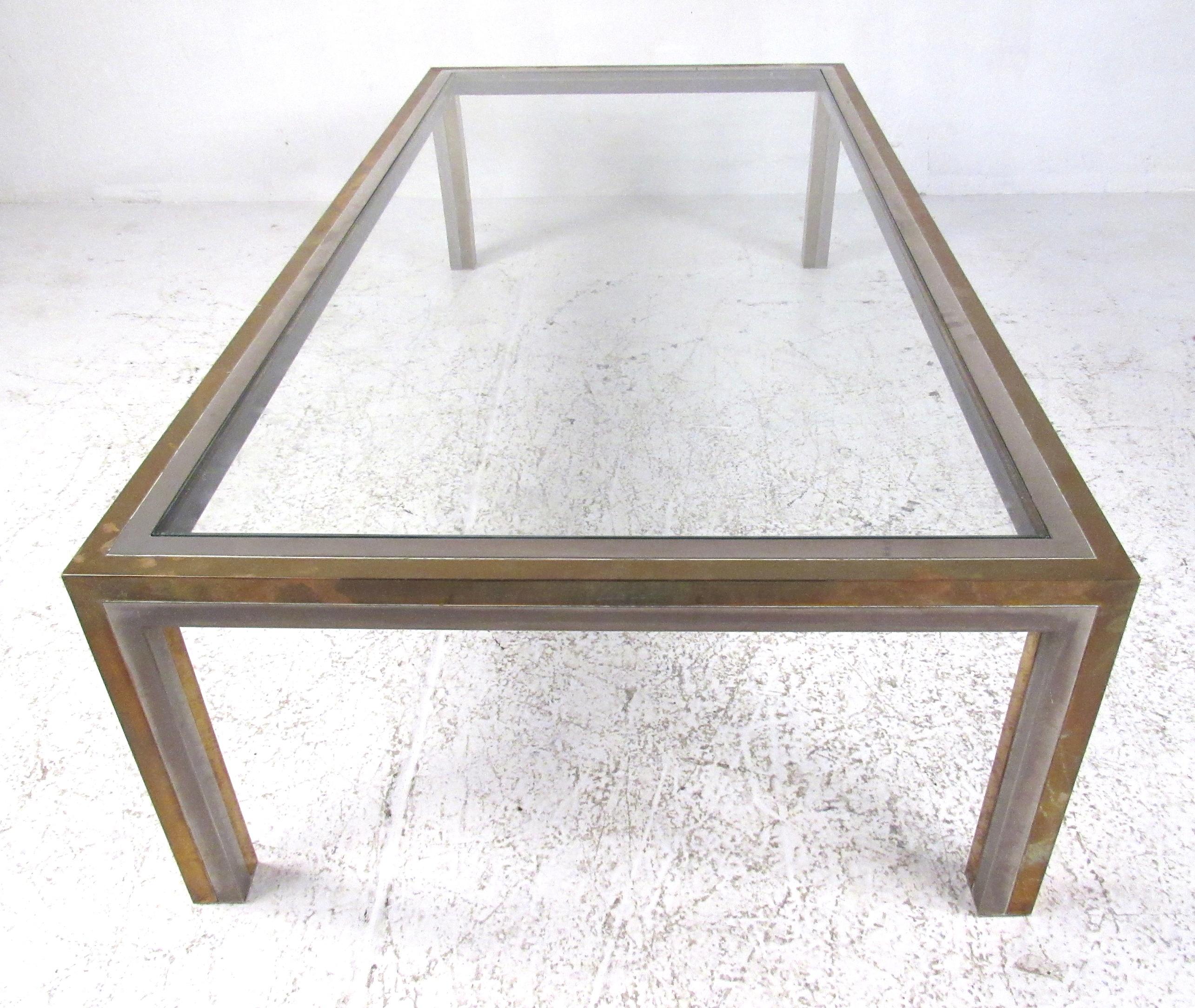 willy coffee table
