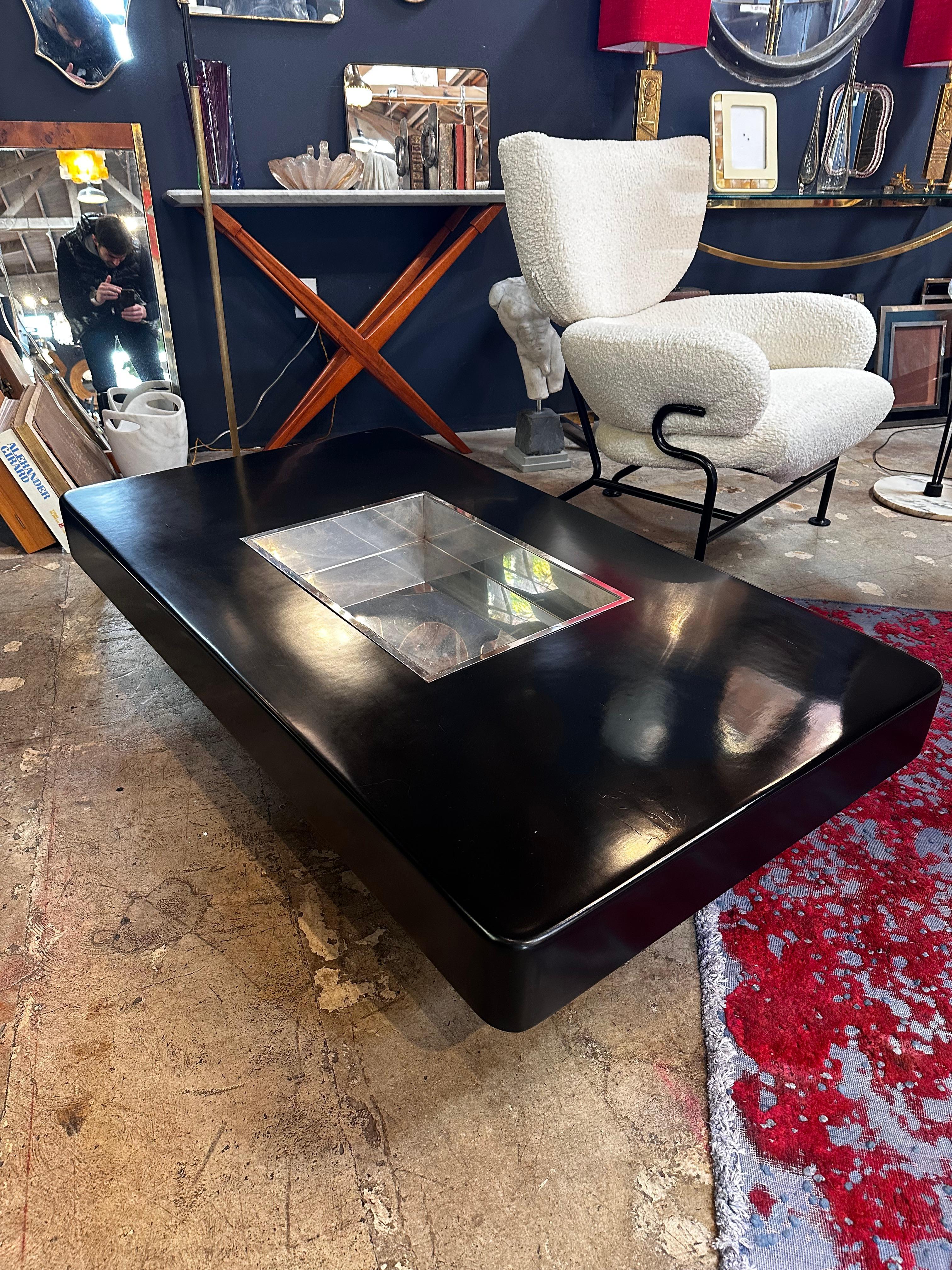 Willy Rizzo Black Lacquer and Chrome Bar Coffee Table, 1970s In Good Condition For Sale In Los Angeles, CA