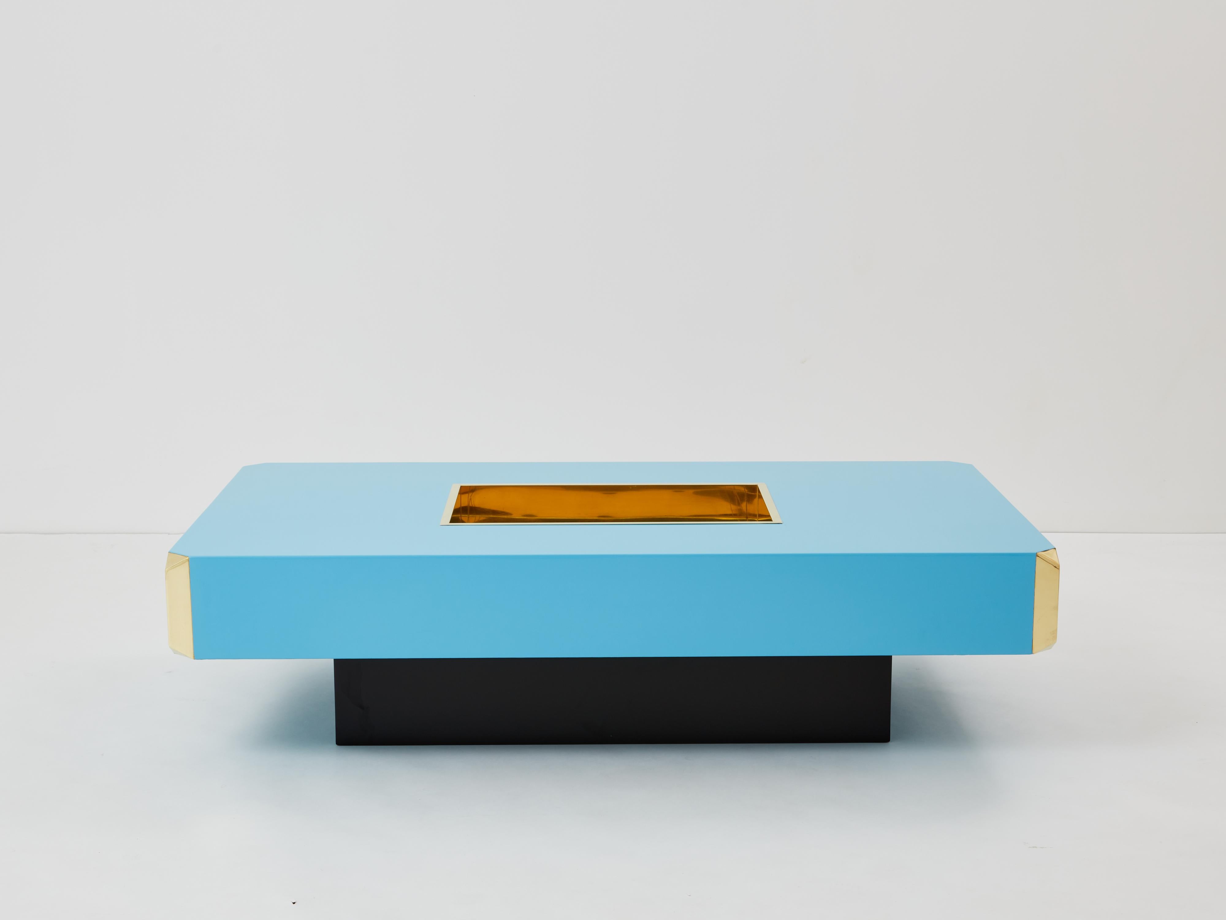 Willy Rizzo blue lacquer and brass bar coffee table Alveo 1970s For Sale 3