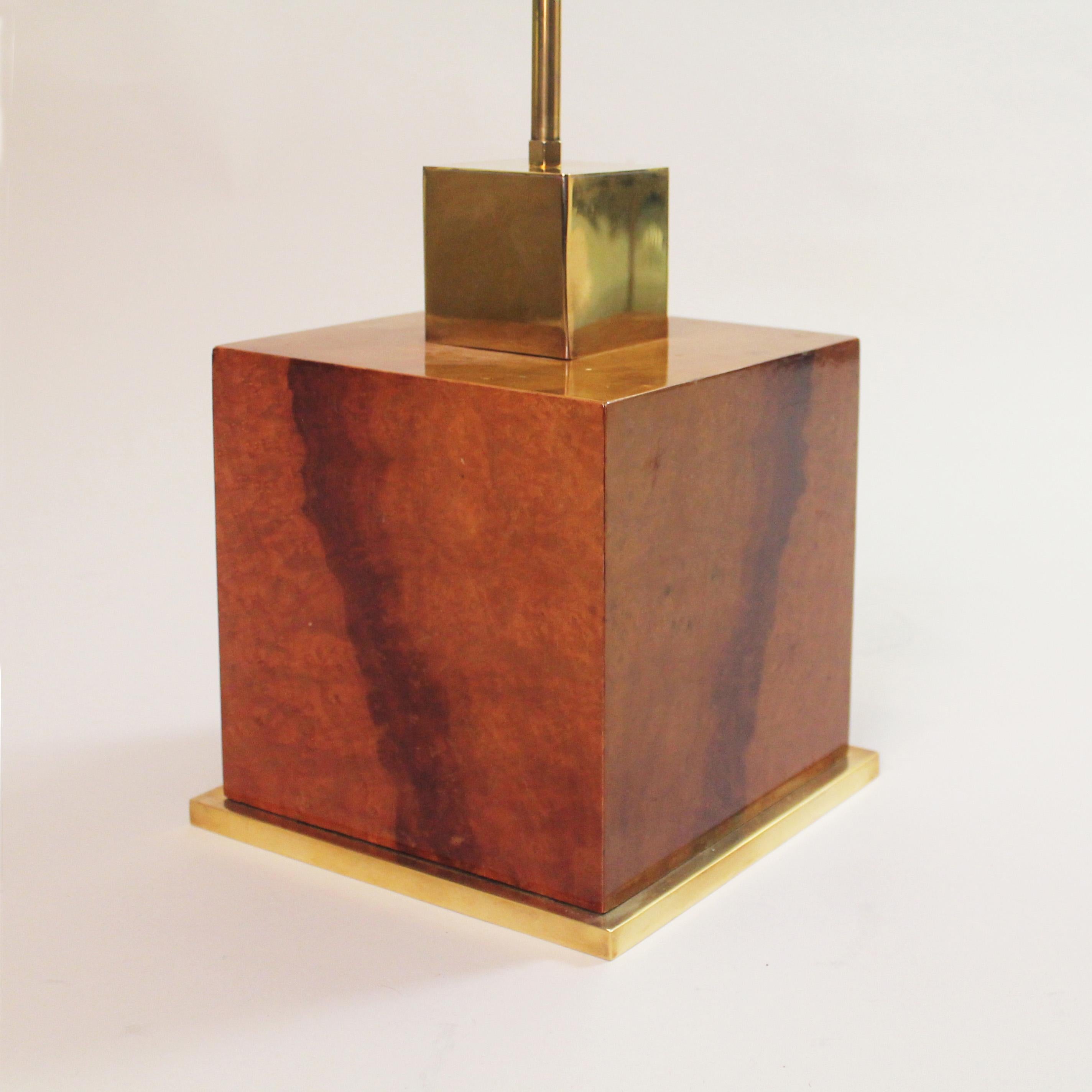 Mid-Century Modern Willy Rizzo Brass Lacquered Burl Wood Cube Table Lamp 1970s Hollywood Regency For Sale