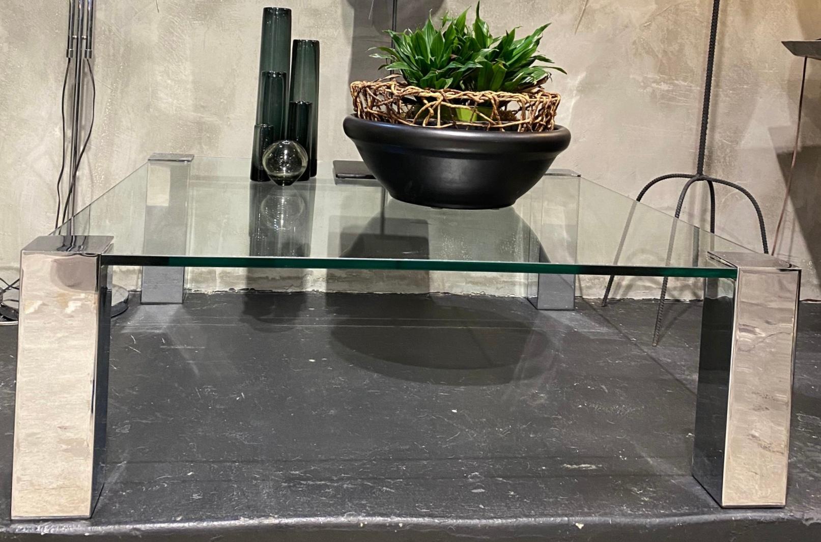 Willy Rizzo Chrome & Glass Coffee Table In Good Condition In Los Angeles, CA