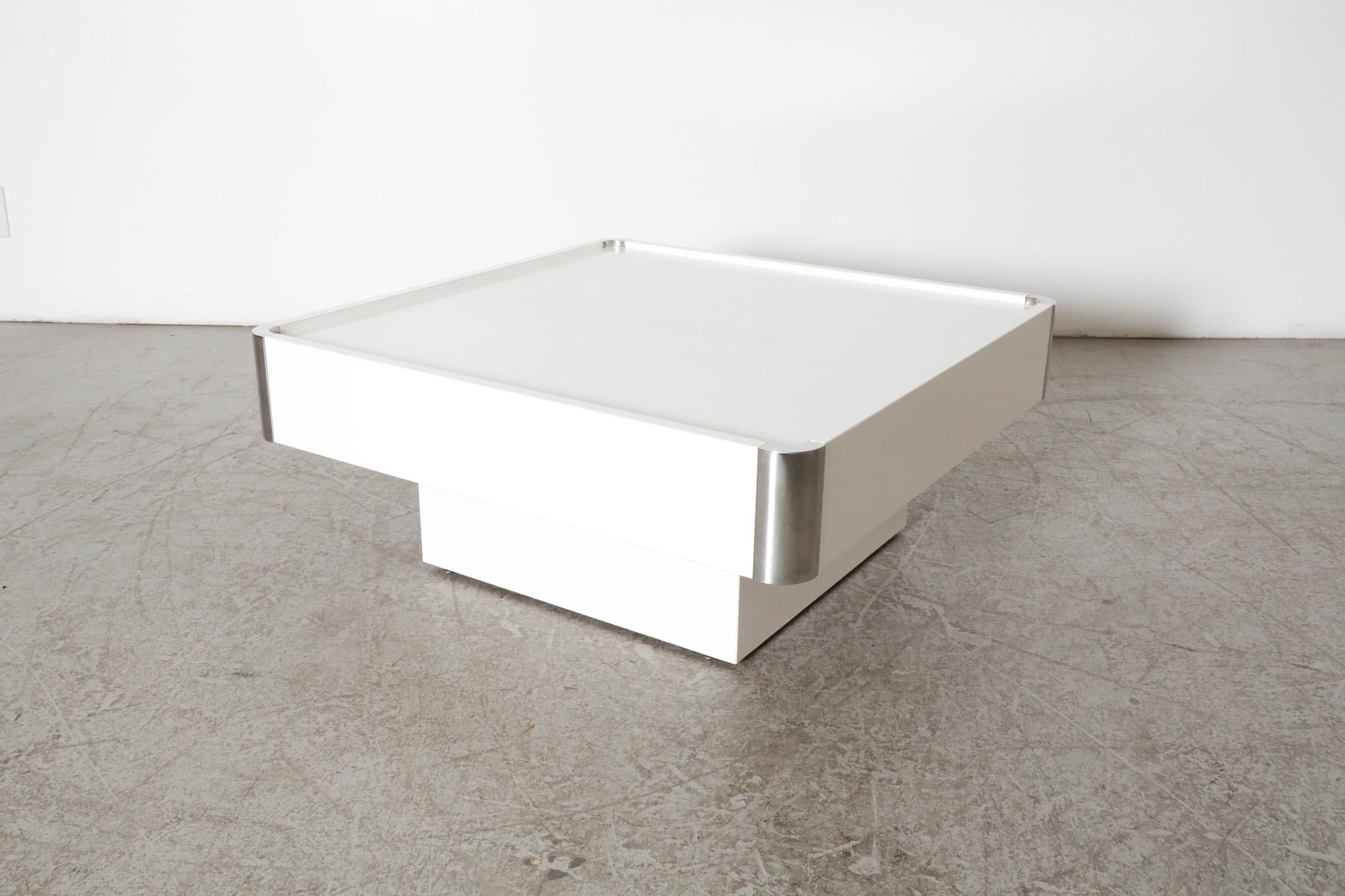 Late 20th Century Willy Rizzo Coffee Table for Mario Sabot, Italy 1970's For Sale