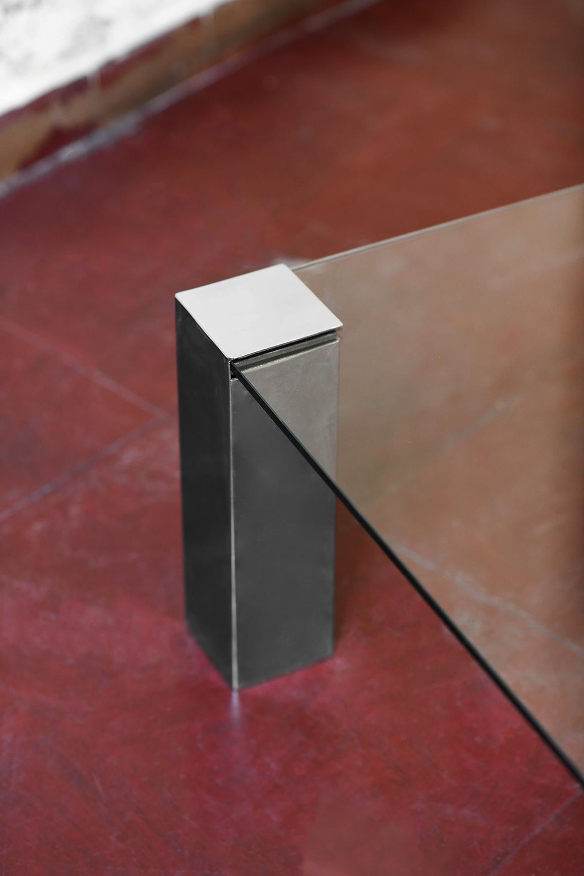Metal Willy Rizzo coffee table in chromed metal and dark glass. For Sale