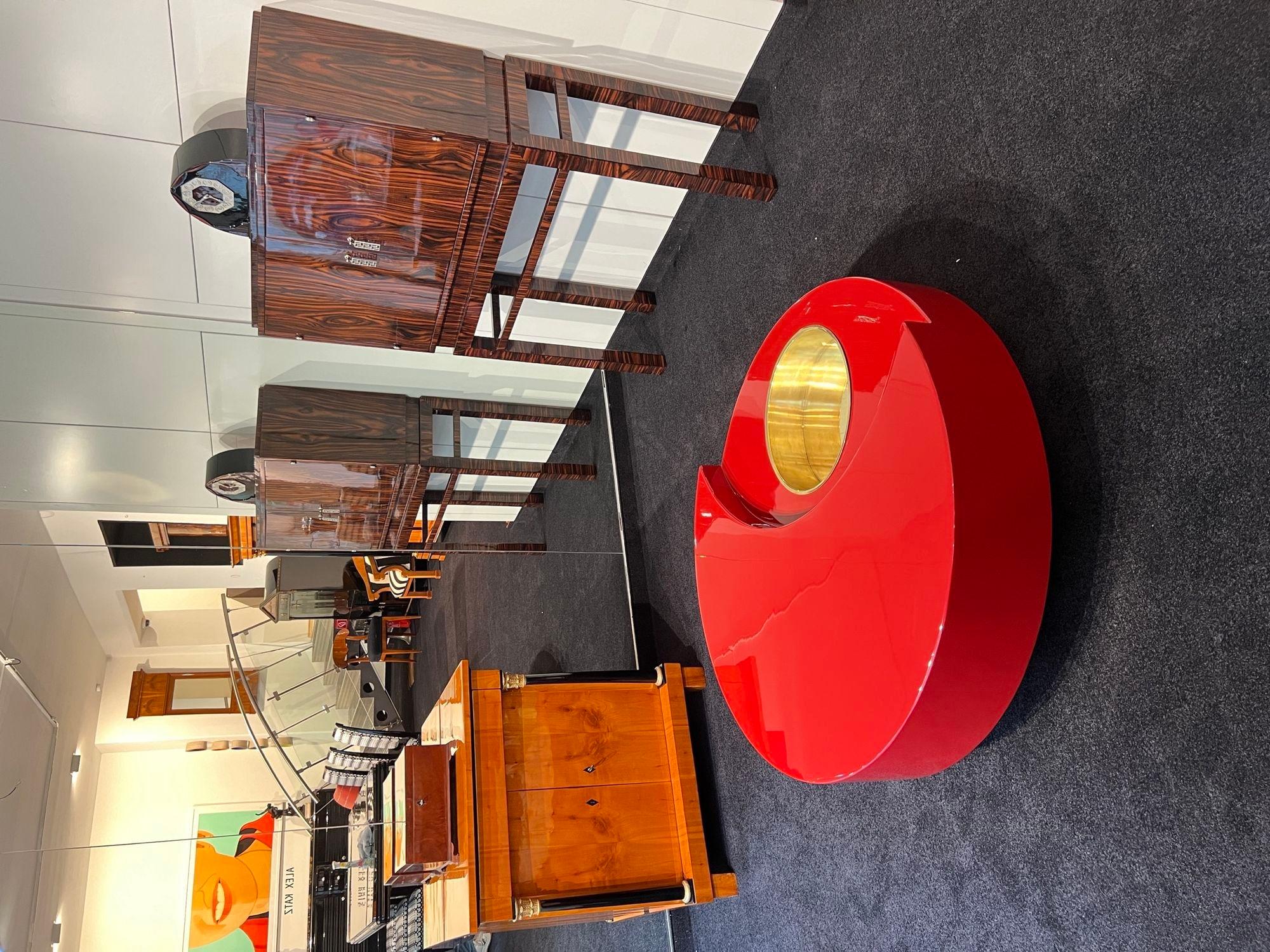 Willy Rizzo Coffee Table 'TRG', Red Lacquer and Brass, Italy, 1969 7