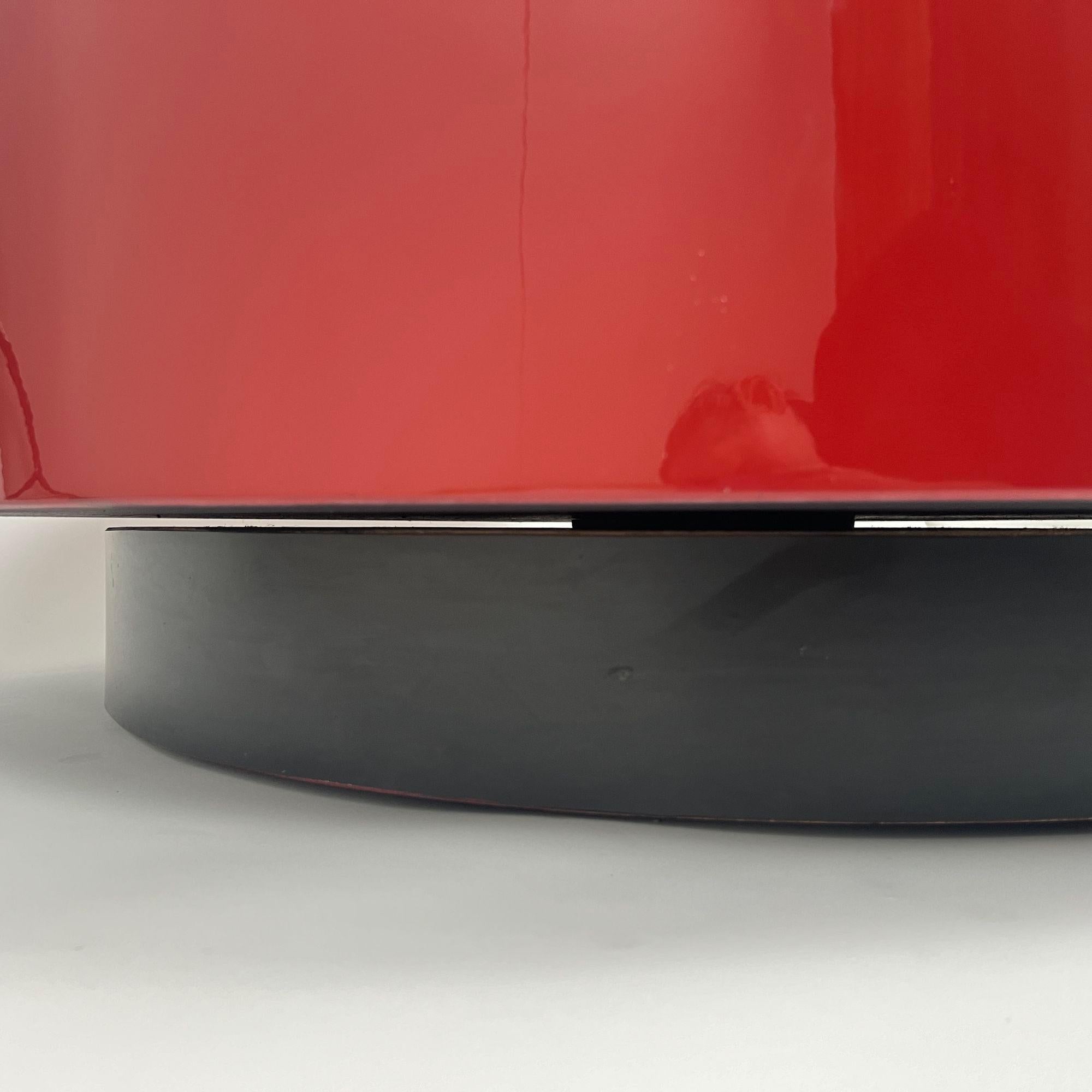 Willy Rizzo Coffee Table 'TRG', Red Lacquer and Brass, Italy, 1969 13