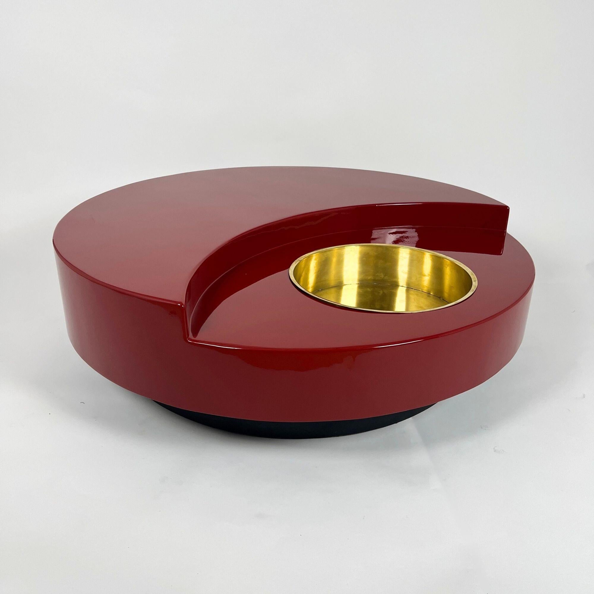 Industrial Willy Rizzo Coffee Table 'TRG', Red Lacquer and Brass, Italy, 1969
