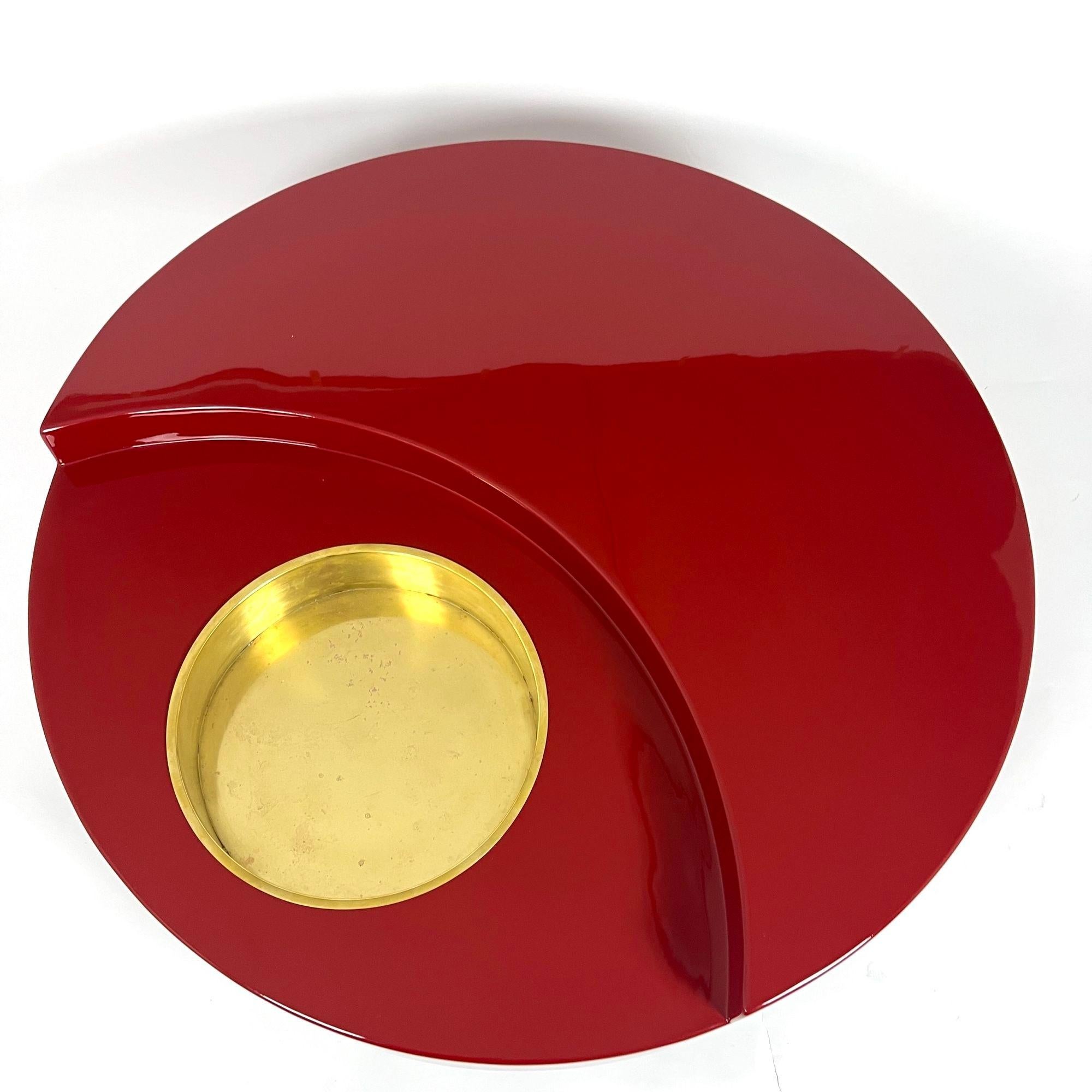 Willy Rizzo Coffee Table 'TRG', Red Lacquer and Brass, Italy, 1969 1