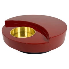 Willy Rizzo Coffee Table 'TRG', Red Lacquer and Brass, Italy, 1969