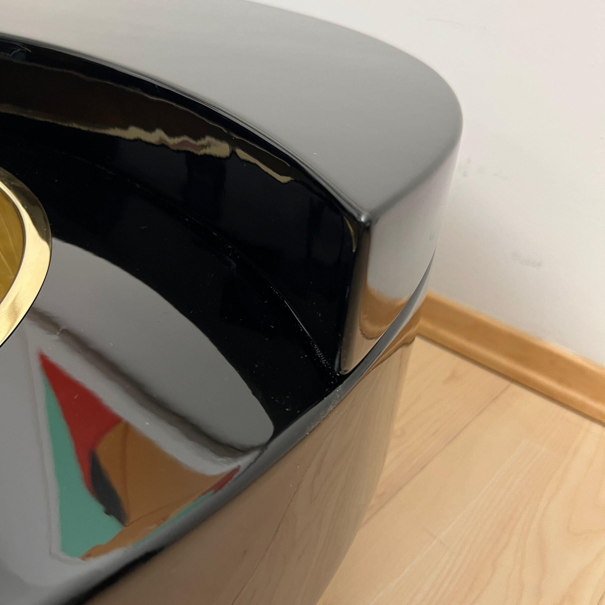 Willy Rizzo Coffee Table ‚Yin Yang‘, Black Lacquer and Brass, Italy circa 1970 For Sale 8