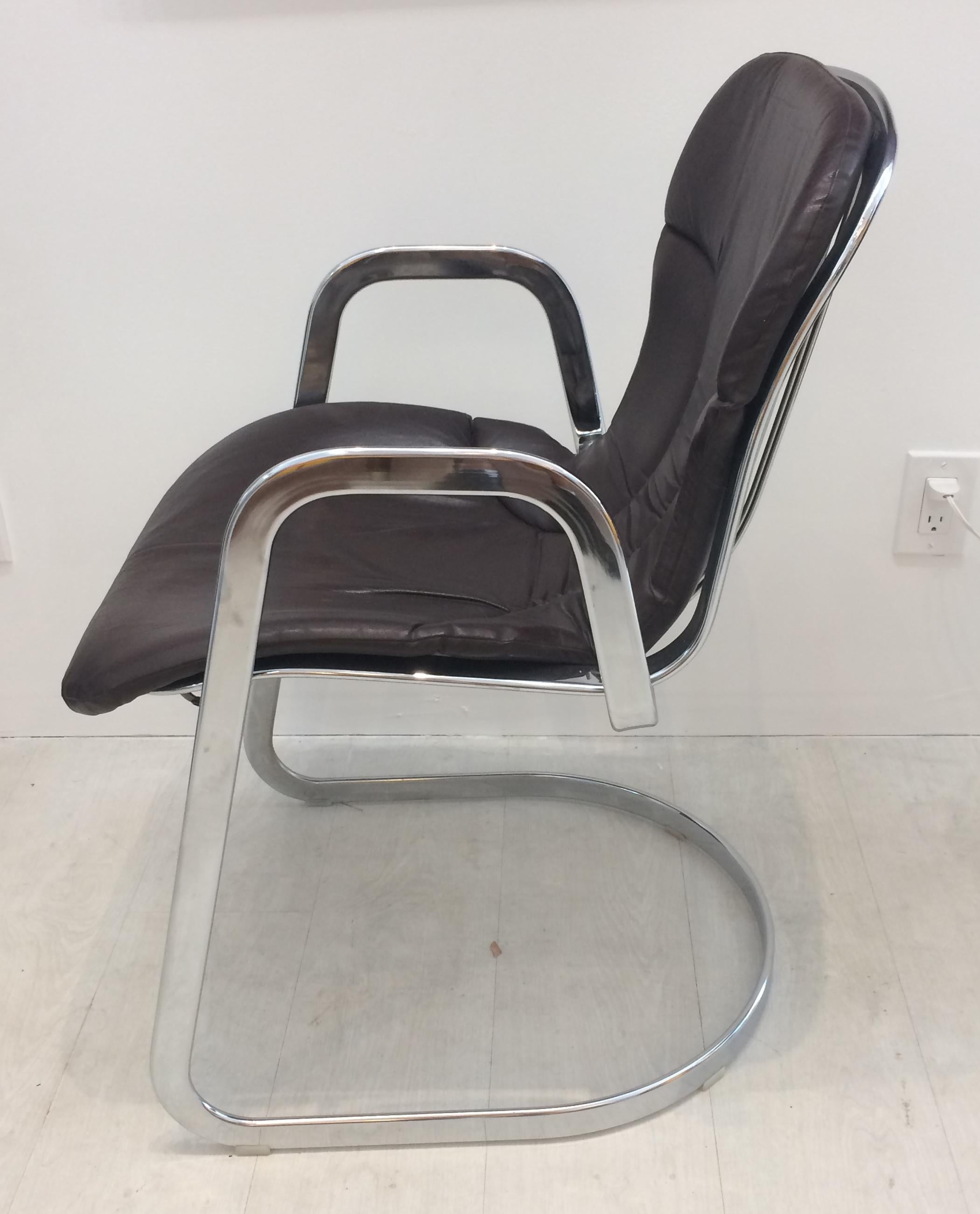 Willy Rizzo Dining Chair Chrome with Chocolate Leather Seat Cushion In Good Condition In West Palm Beach, FL
