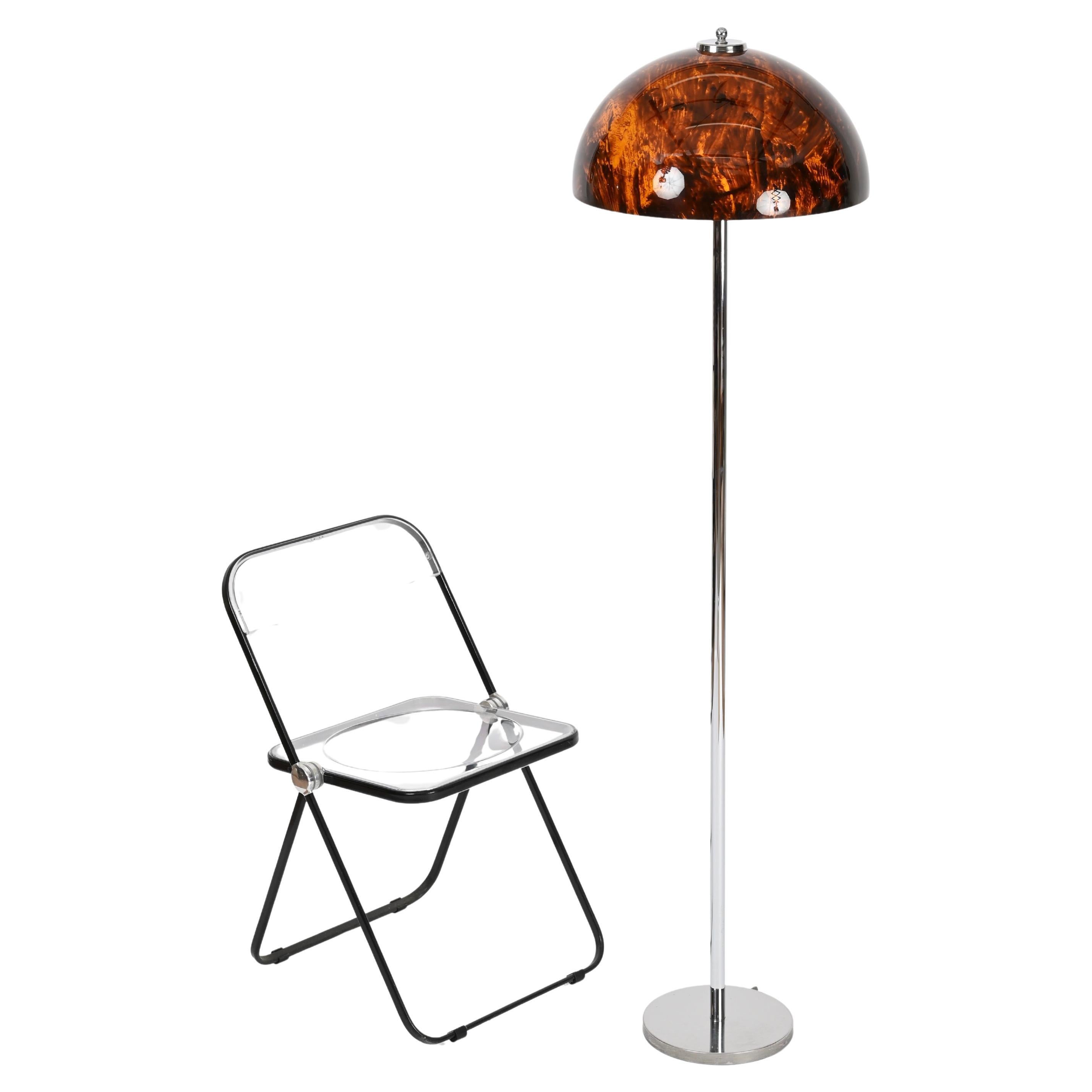 Willy Rizzo  Floor Lamp in Chrome and Tortoiseshell Effect Lucite, Italy 1970s For Sale