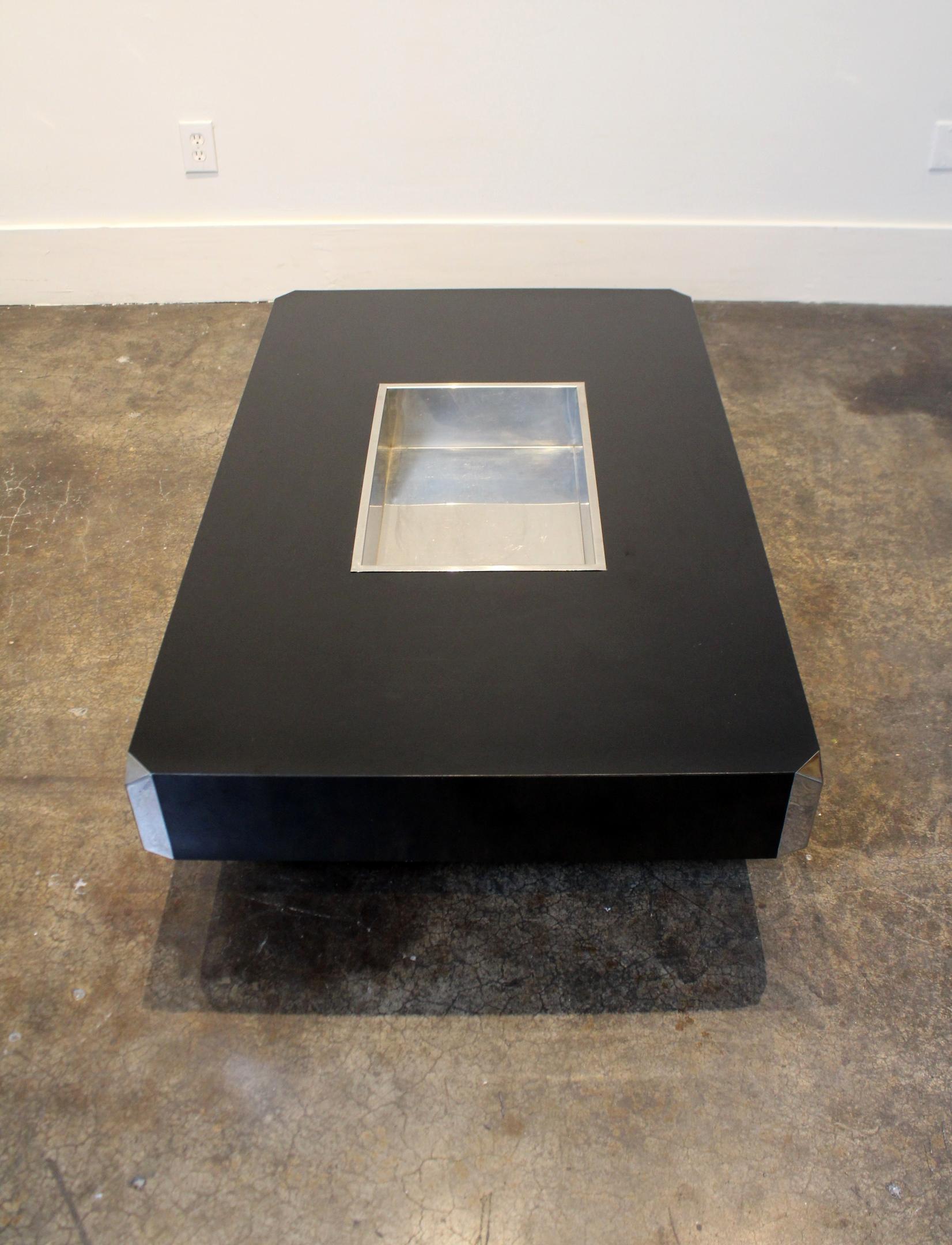 Willy Rizzo for Mario Sabot Black Laminate and Chrome Steel Coffee Table In Good Condition For Sale In Dallas, TX