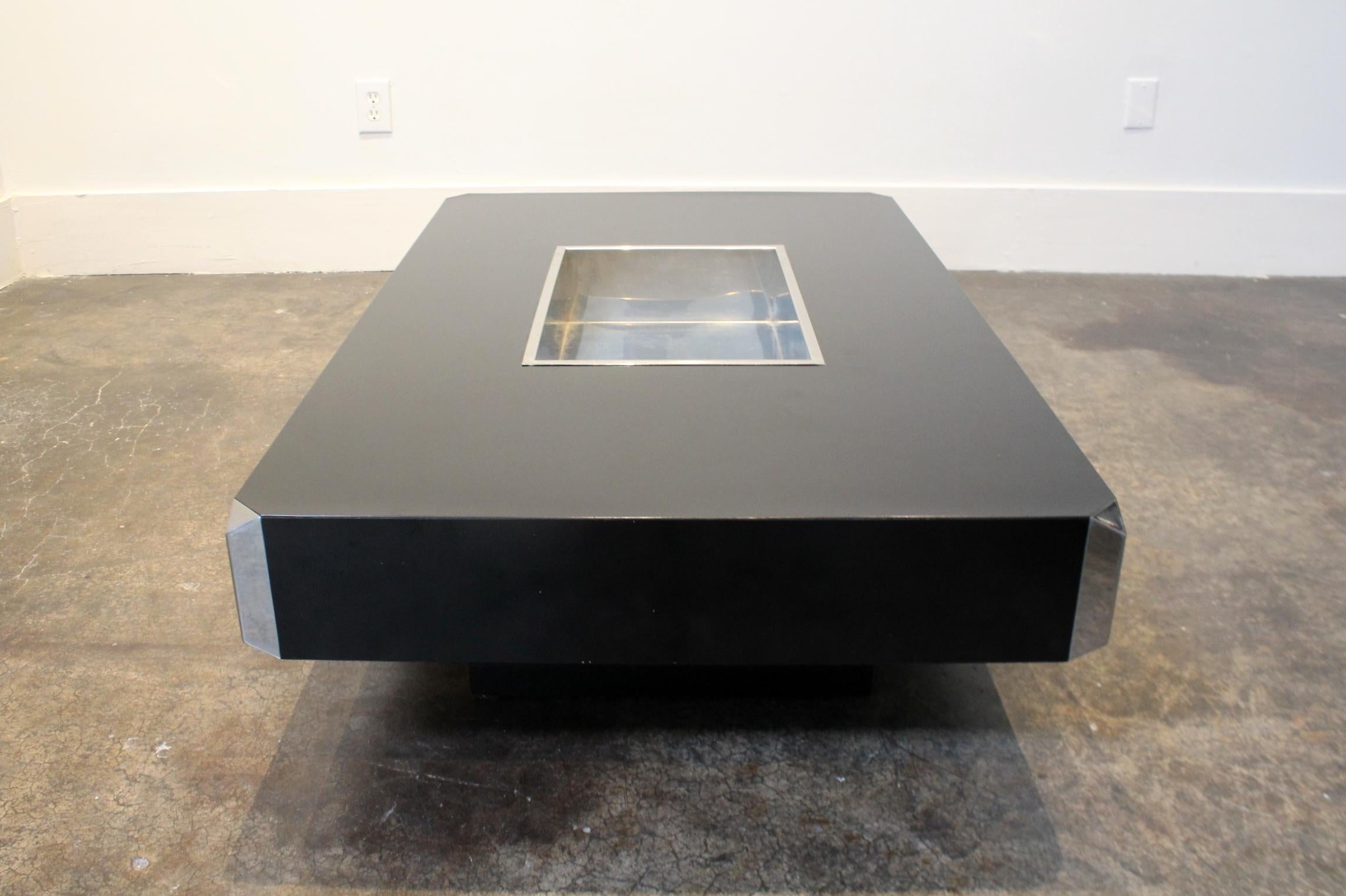 20th Century Willy Rizzo for Mario Sabot Black Laminate and Chrome Steel Coffee Table For Sale
