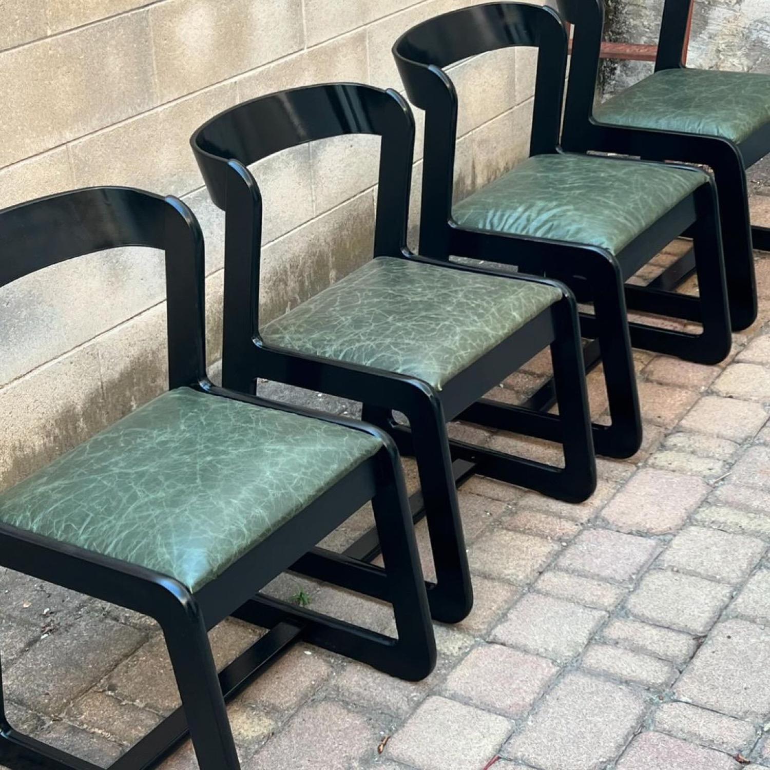 italien Chaises de salle à manger de collection Willy Rizzo pour Mario Sabot, ensemble de quatre pièces en vente