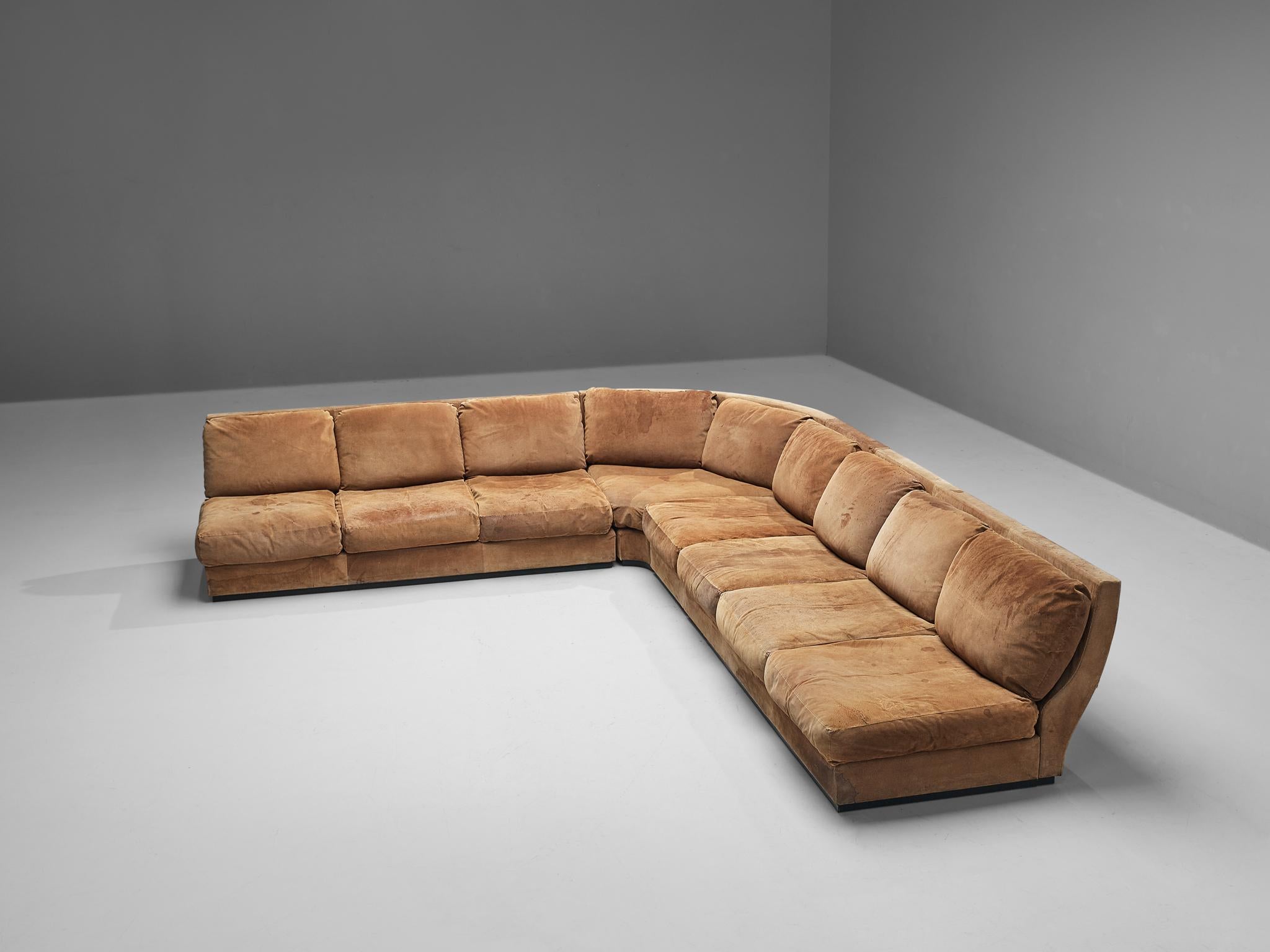 Willy Rizzo for Mario Sabot Sectional Corner Sofa in Cognac Suede In Good Condition In Waalwijk, NL