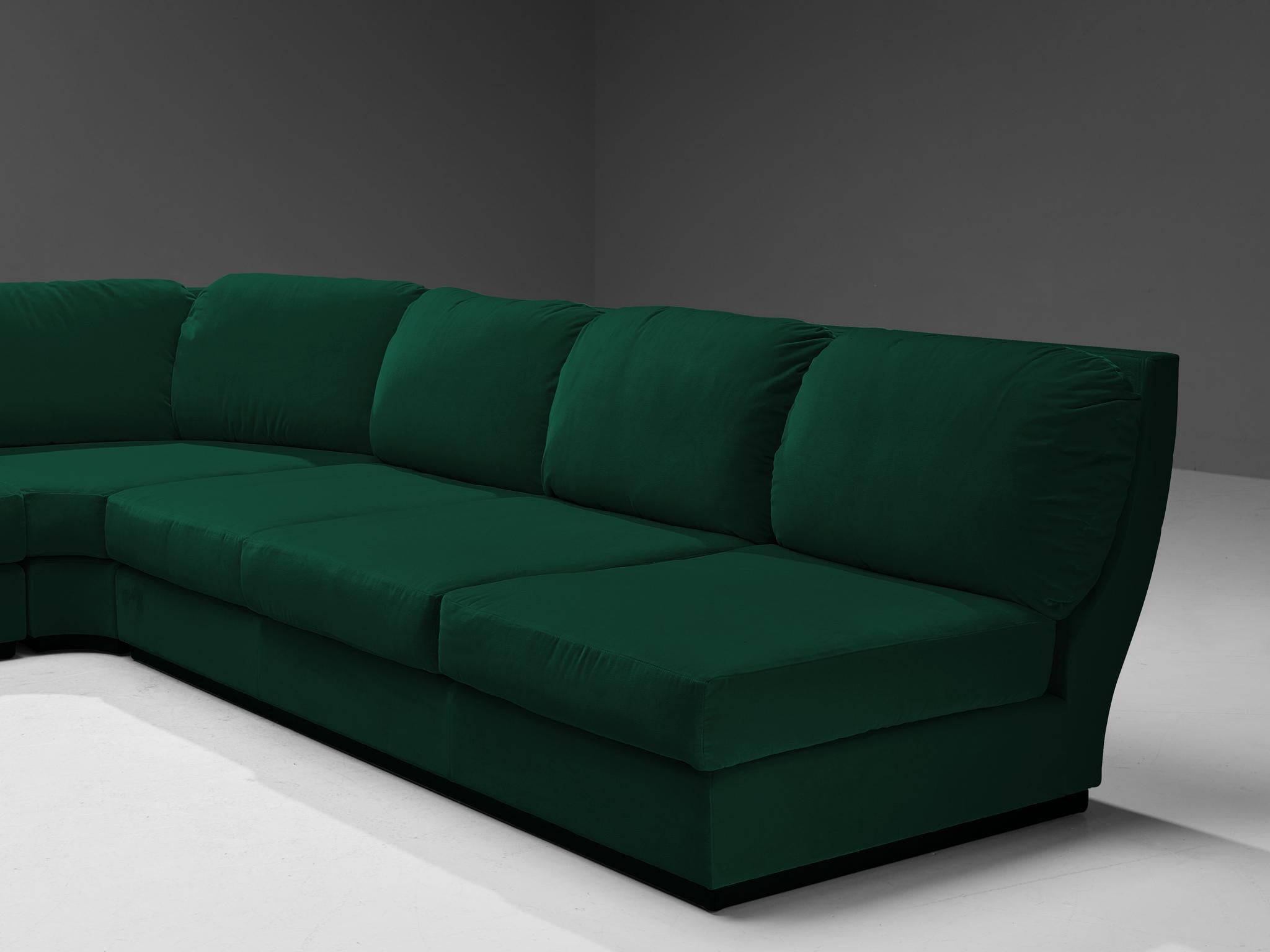 Mid-Century Modern Canapé d'angle sectionnel Willy Rizzo pour Mario Sabot en velours vert en vente