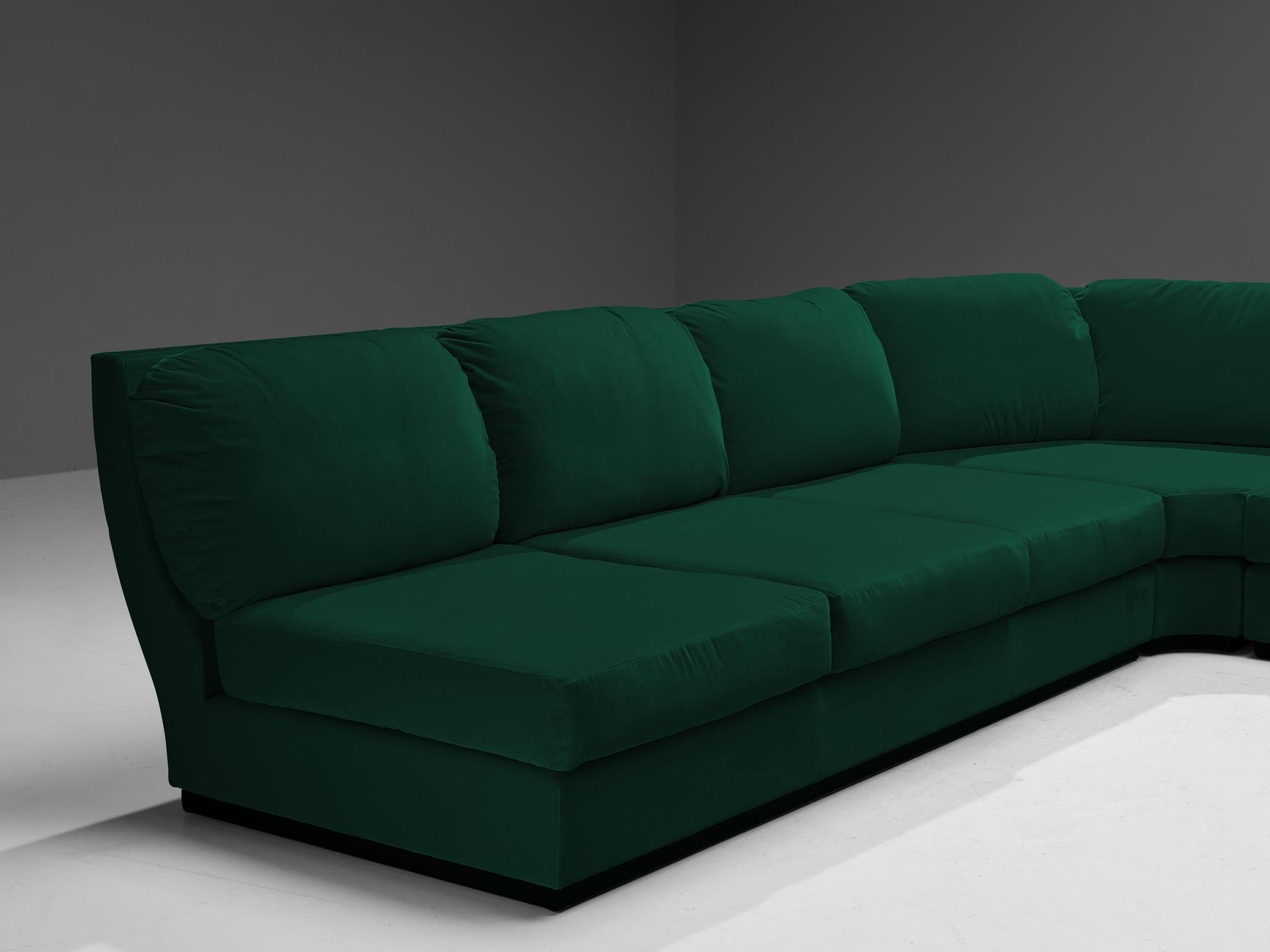 Tissu Canapé d'angle sectionnel Willy Rizzo pour Mario Sabot en velours vert en vente