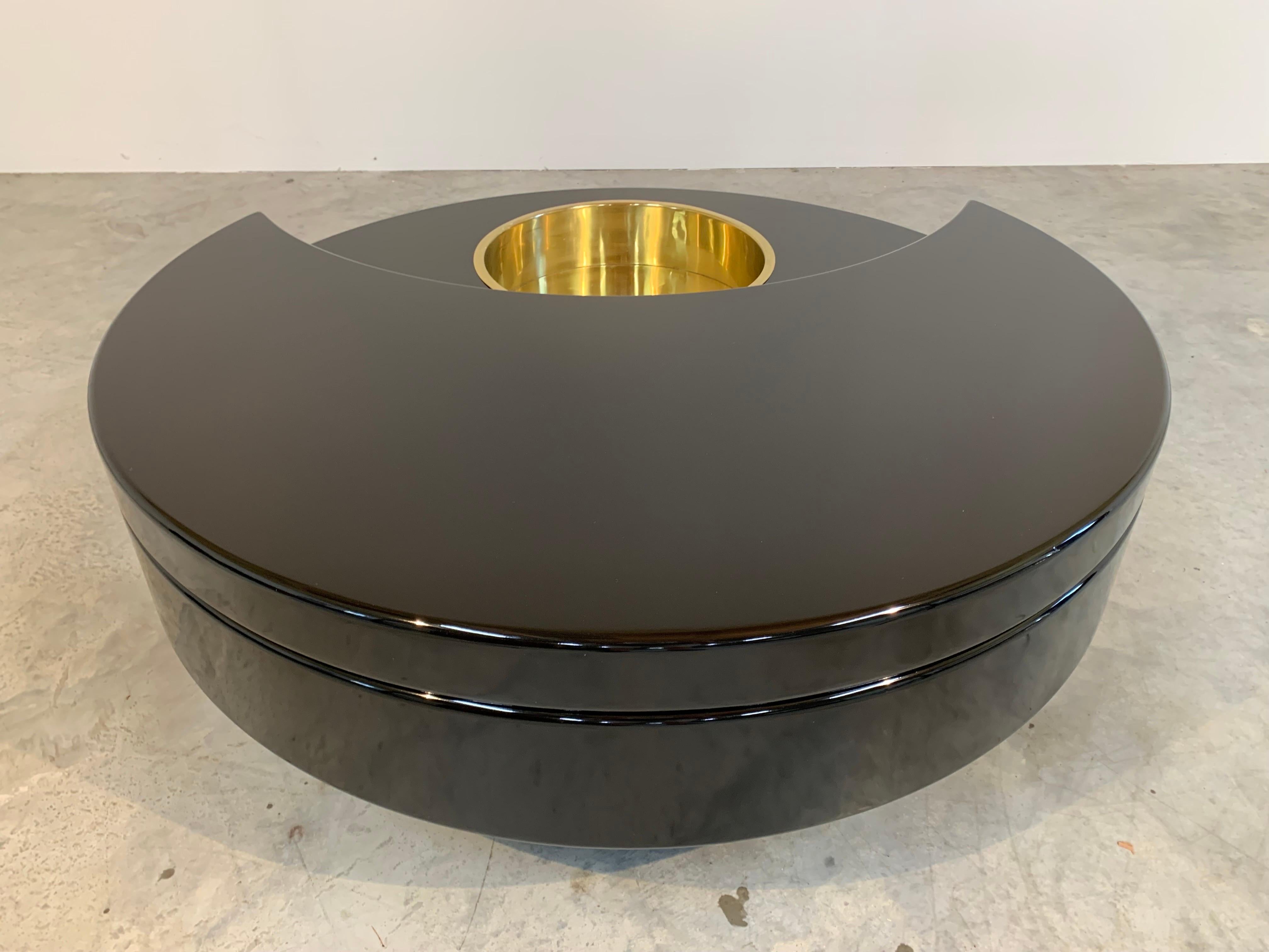 Lacquered Willy Rizzo for Mario Sabot TRG Revolving Cocktail Table Circa 1970