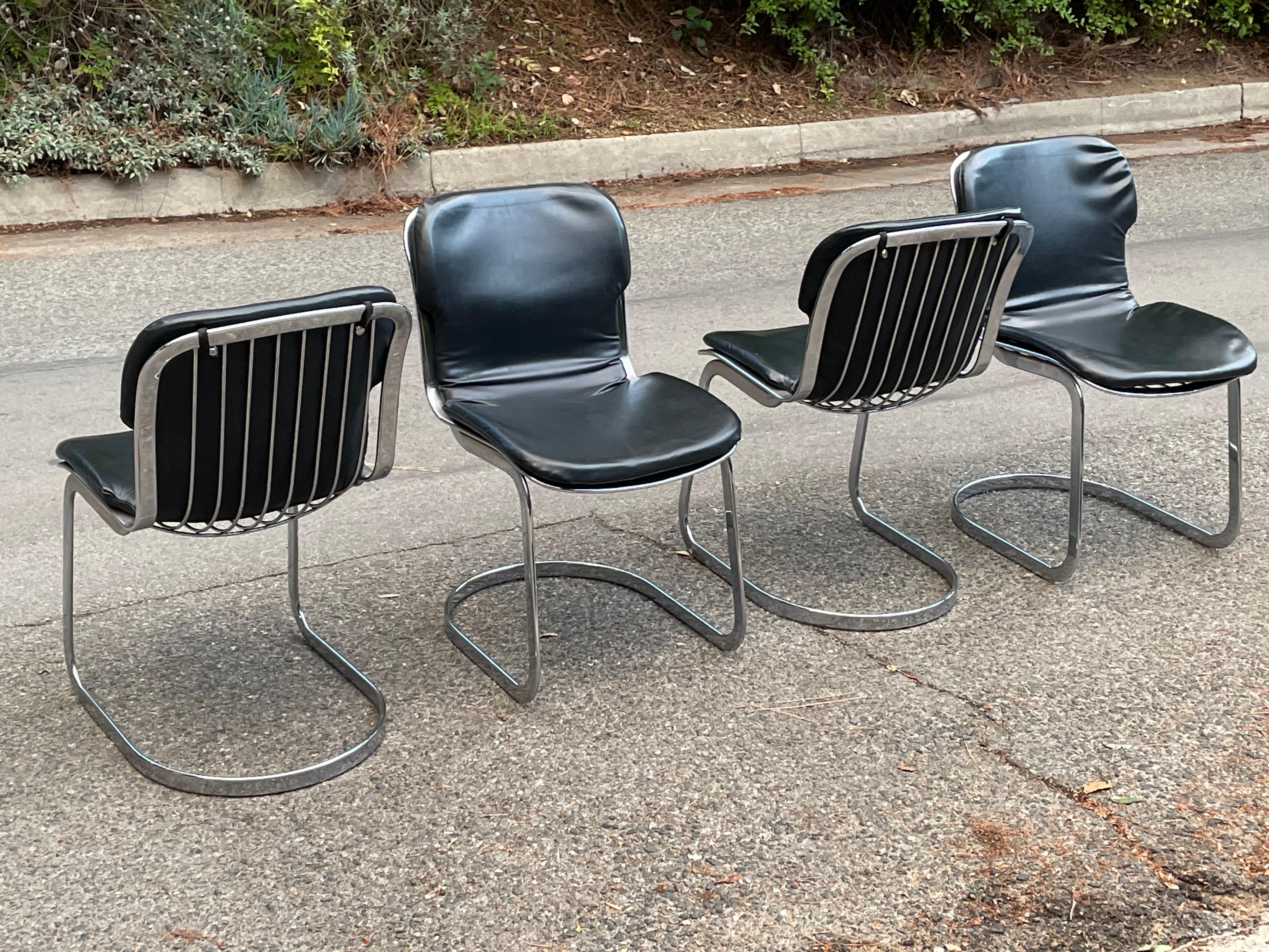 Willy Rizzo Four Chrome & Black Dining Chairs for Cidue, Italy 1970s In Good Condition In Los Angeles, CA
