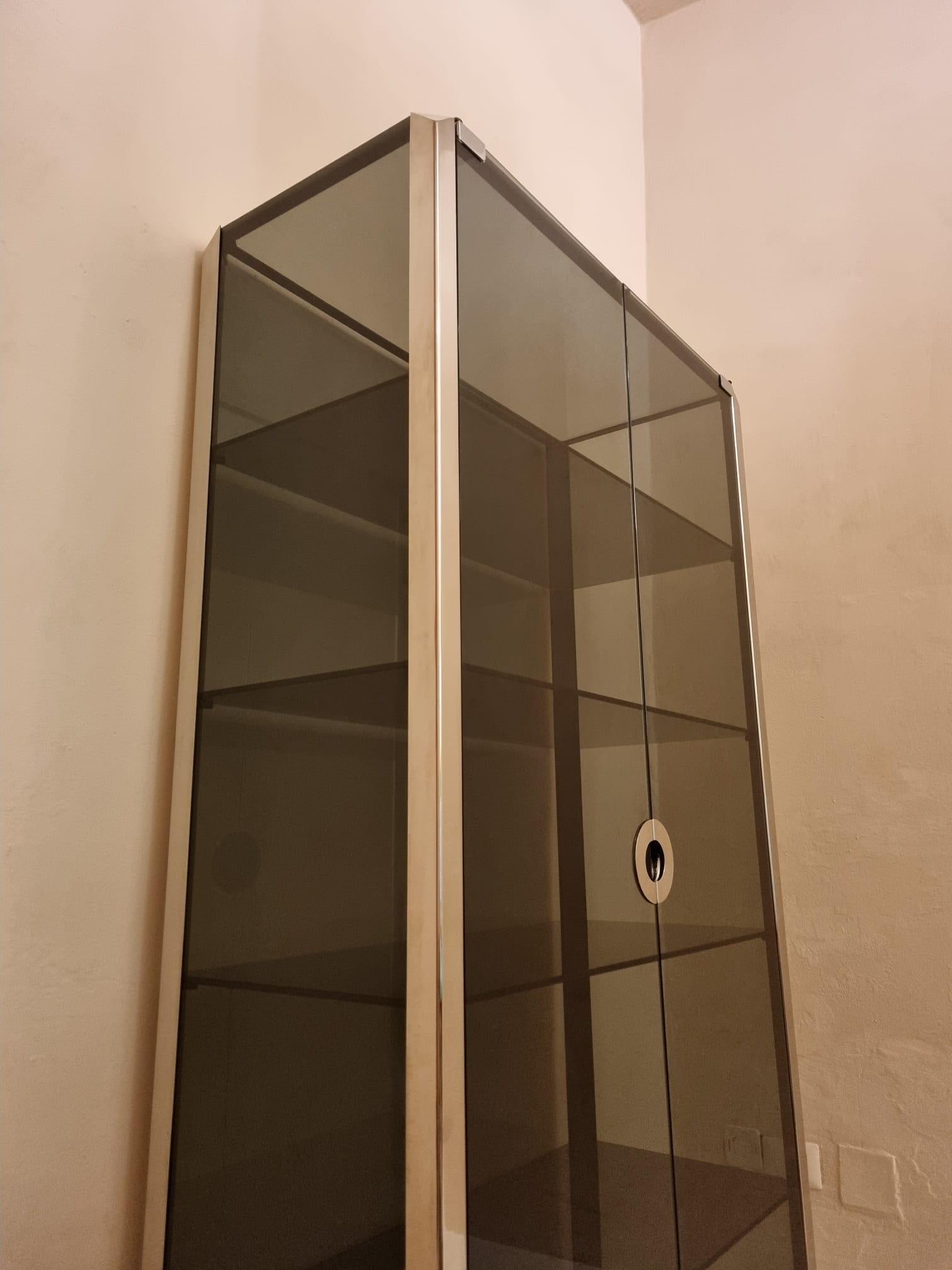 Willy Rizzo Glass Cabinet for Mario Sabot 1970 In Good Condition In Arezzo, Italy