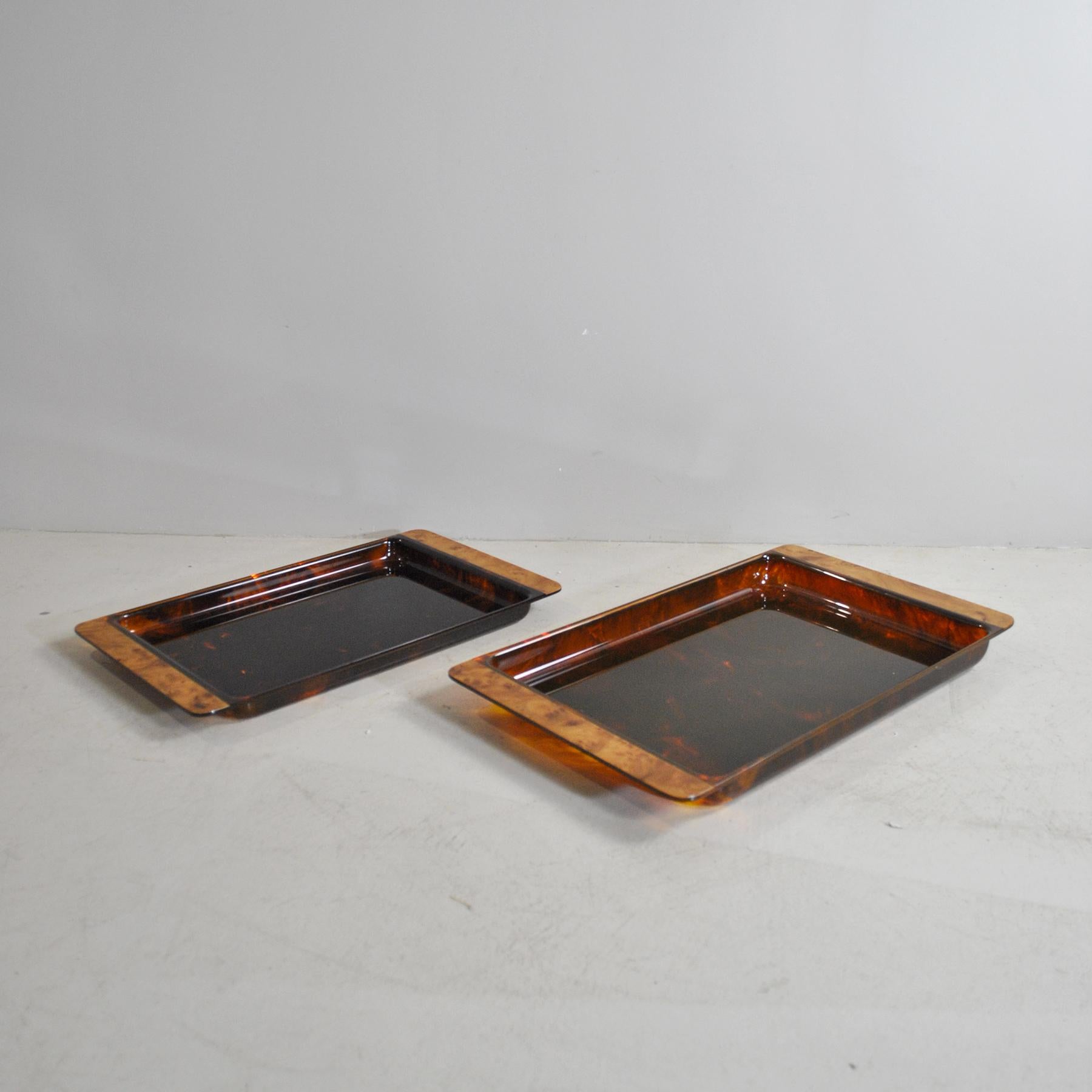 Plexiglass Willy Rizzo in the Style Italian Midcentury Set of Two Serving Tray in Plex For Sale
