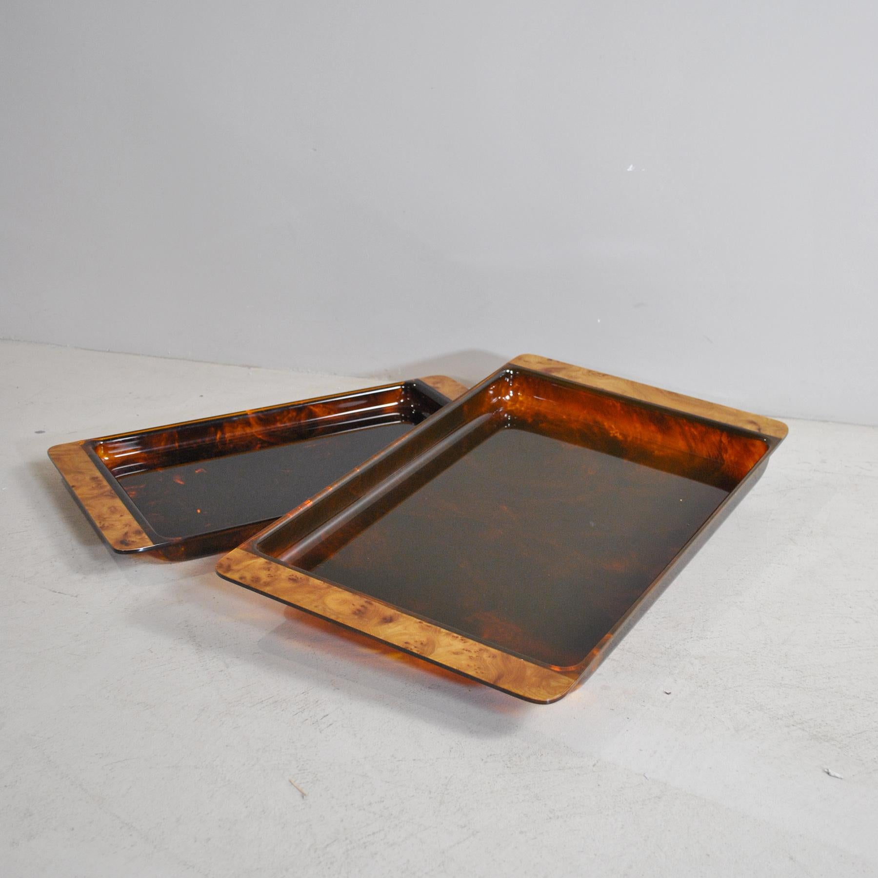 Willy Rizzo in the Style Italian Midcentury Set of Two Serving Tray in Plex For Sale 2