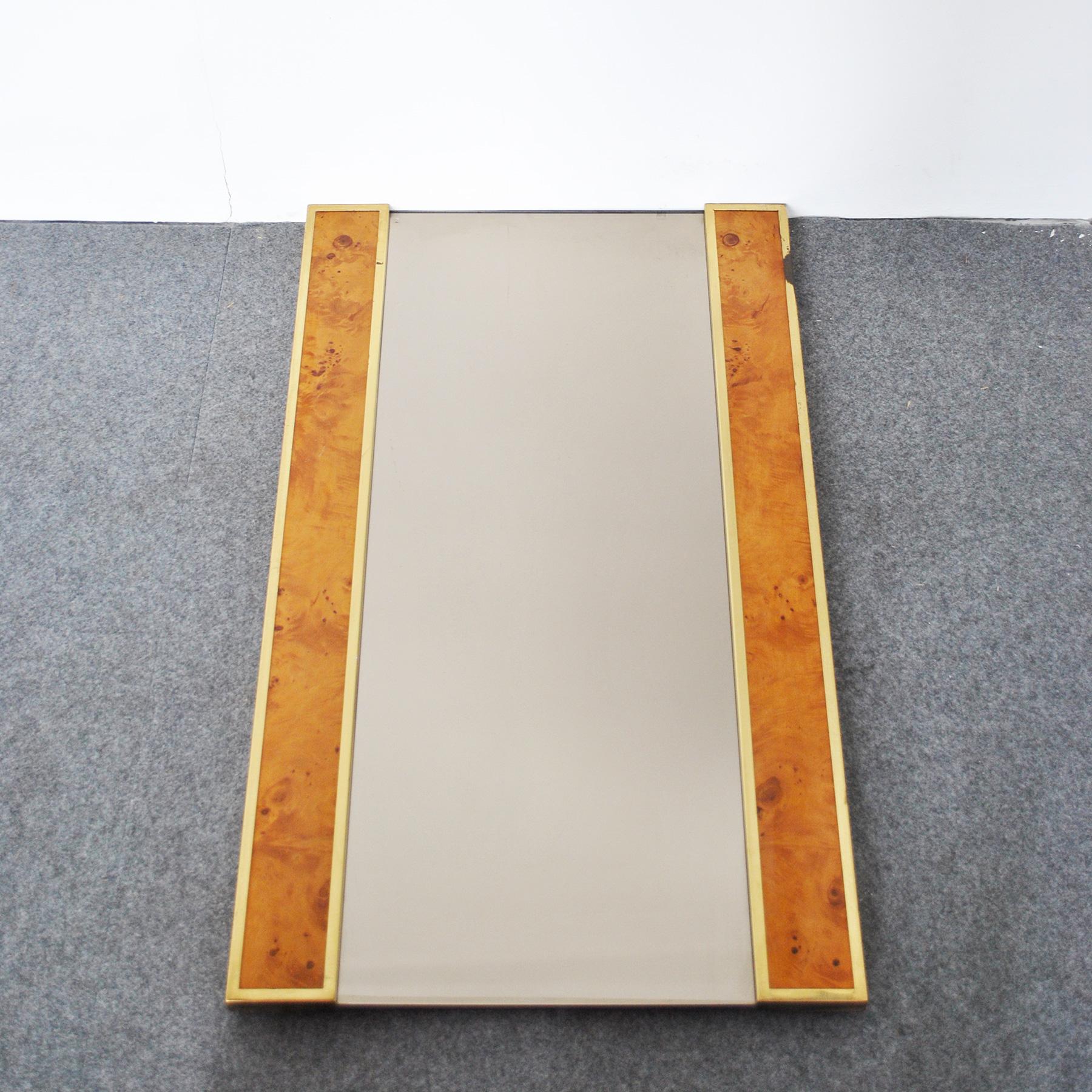 italien Miroir de style Willy Rizzo avec cadre jumeau en laiton et laiton en vente