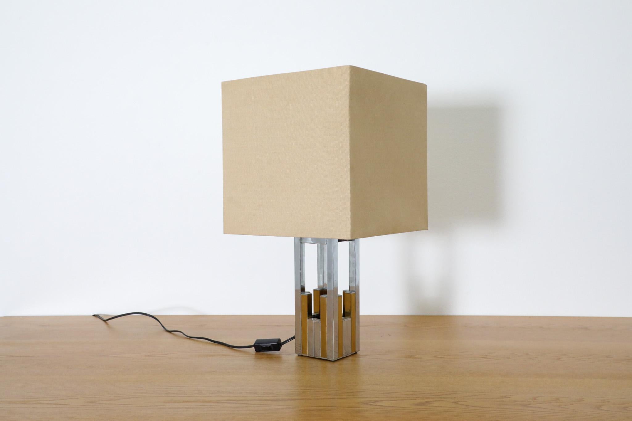 Lampada da tavolo ispirata a Willy Rizzo di BD Lumica con base cromata argento e oro In condizioni buone in vendita a Los Angeles, CA
