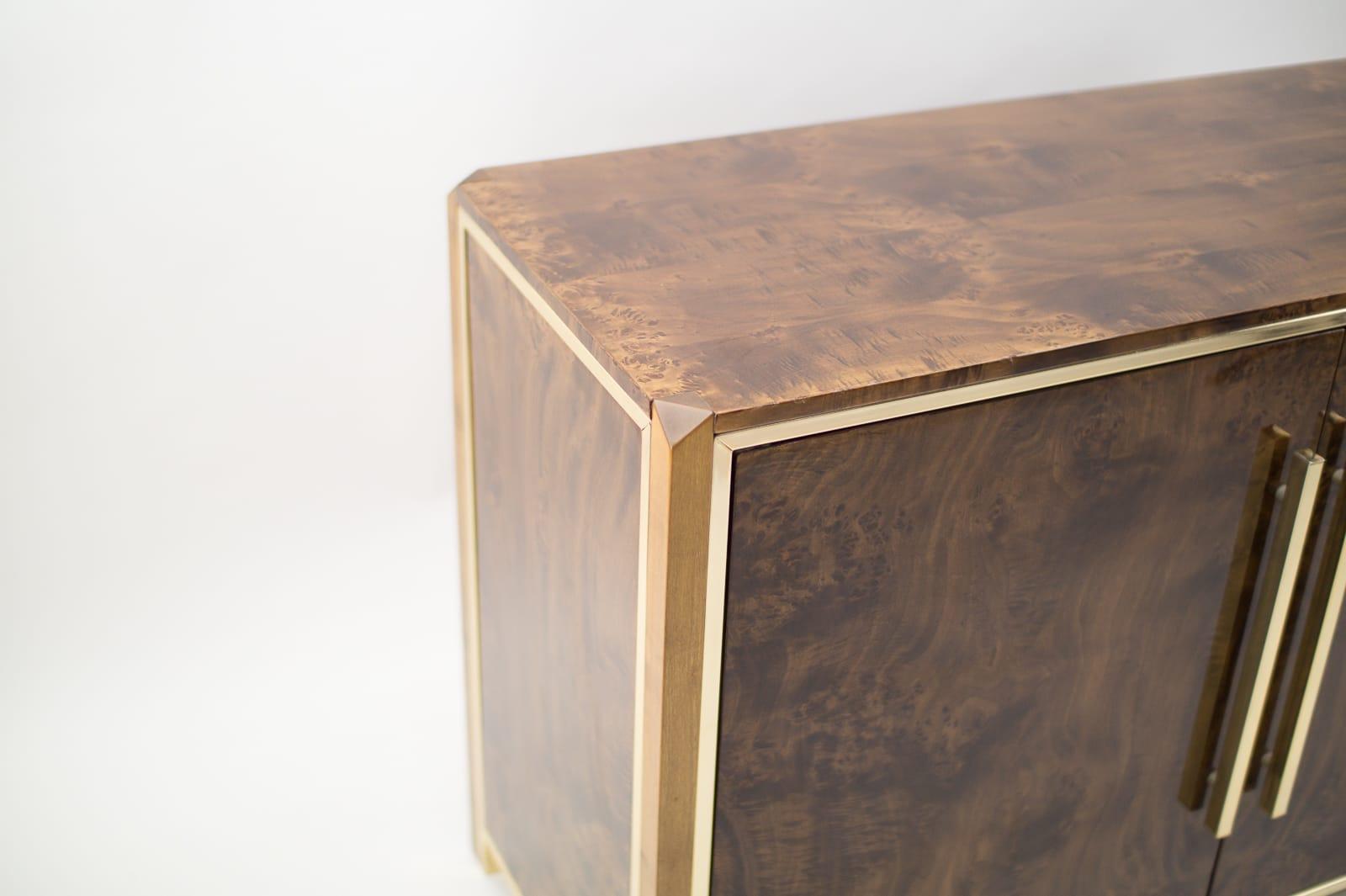Willy Rizzo Italian Design Burl Birch Wood and Gilt Brass Commode, 1970s 11