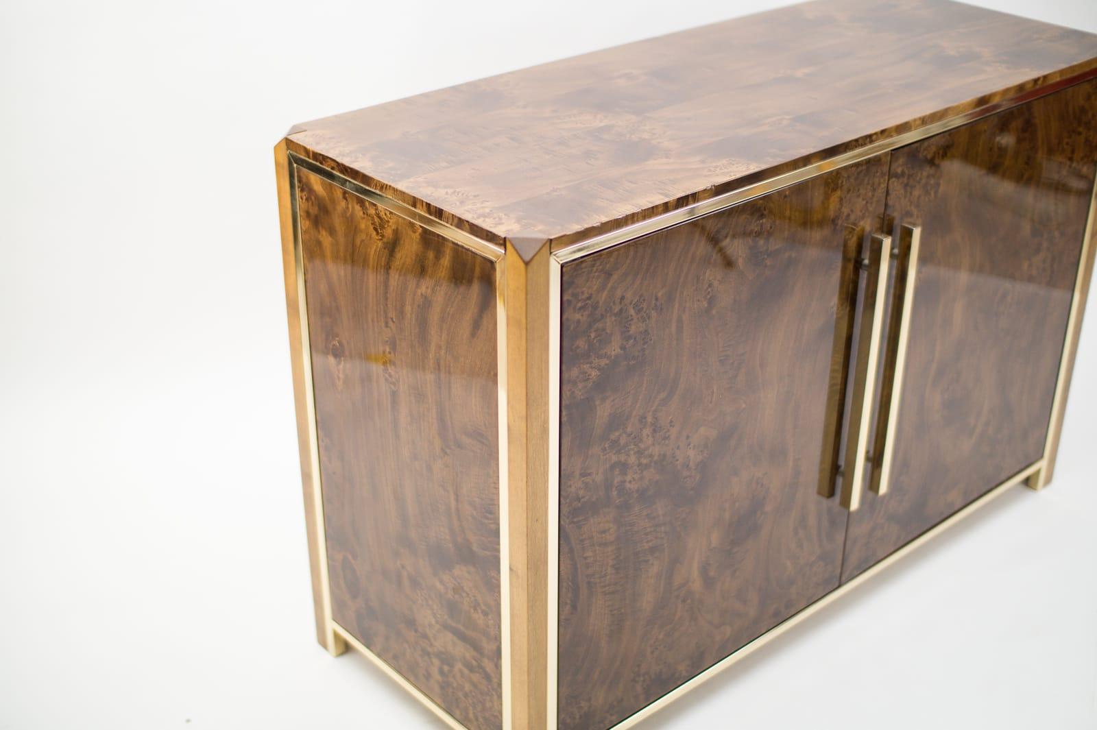 Willy Rizzo Italian Design Burl Birch Wood and Gilt Brass Commode, 1970s 1