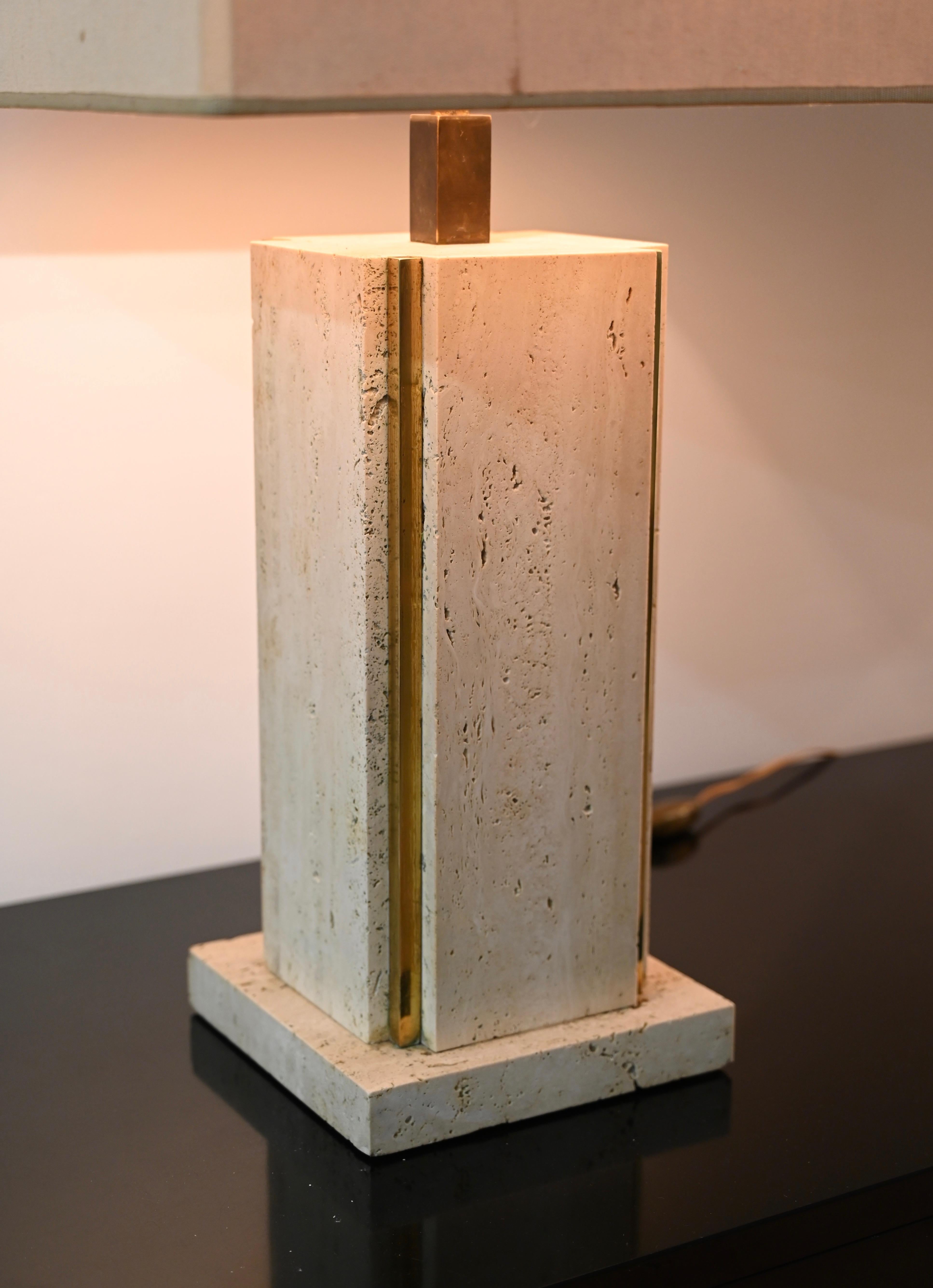 Lampes de table italiennes en travertin et laiton Willy Rizzo, 1970 Bon état - En vente à Roma, IT