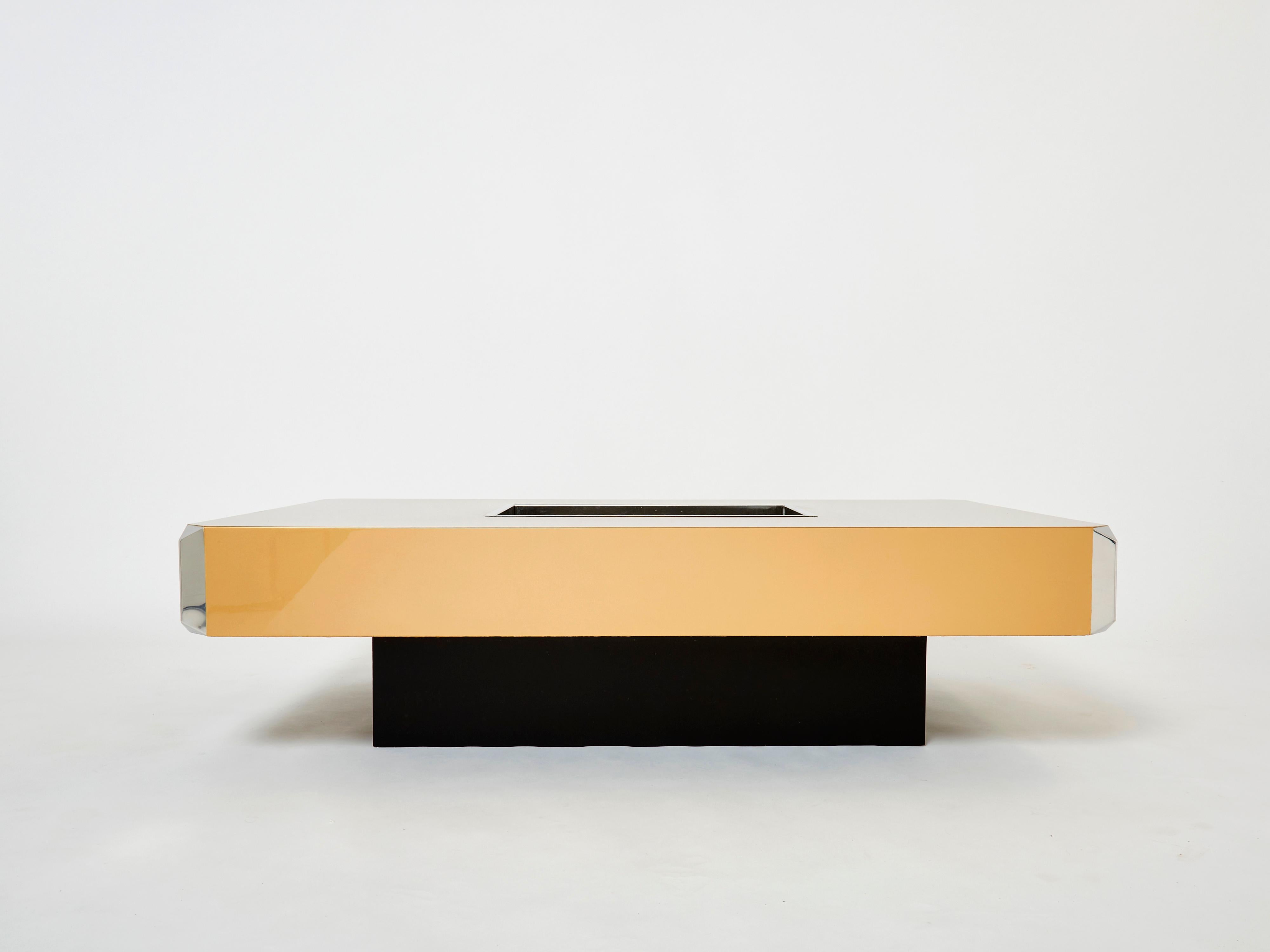 Willy Rizzo Lacquer and Chrome Bar Coffee Table Alveo, 1970s 3