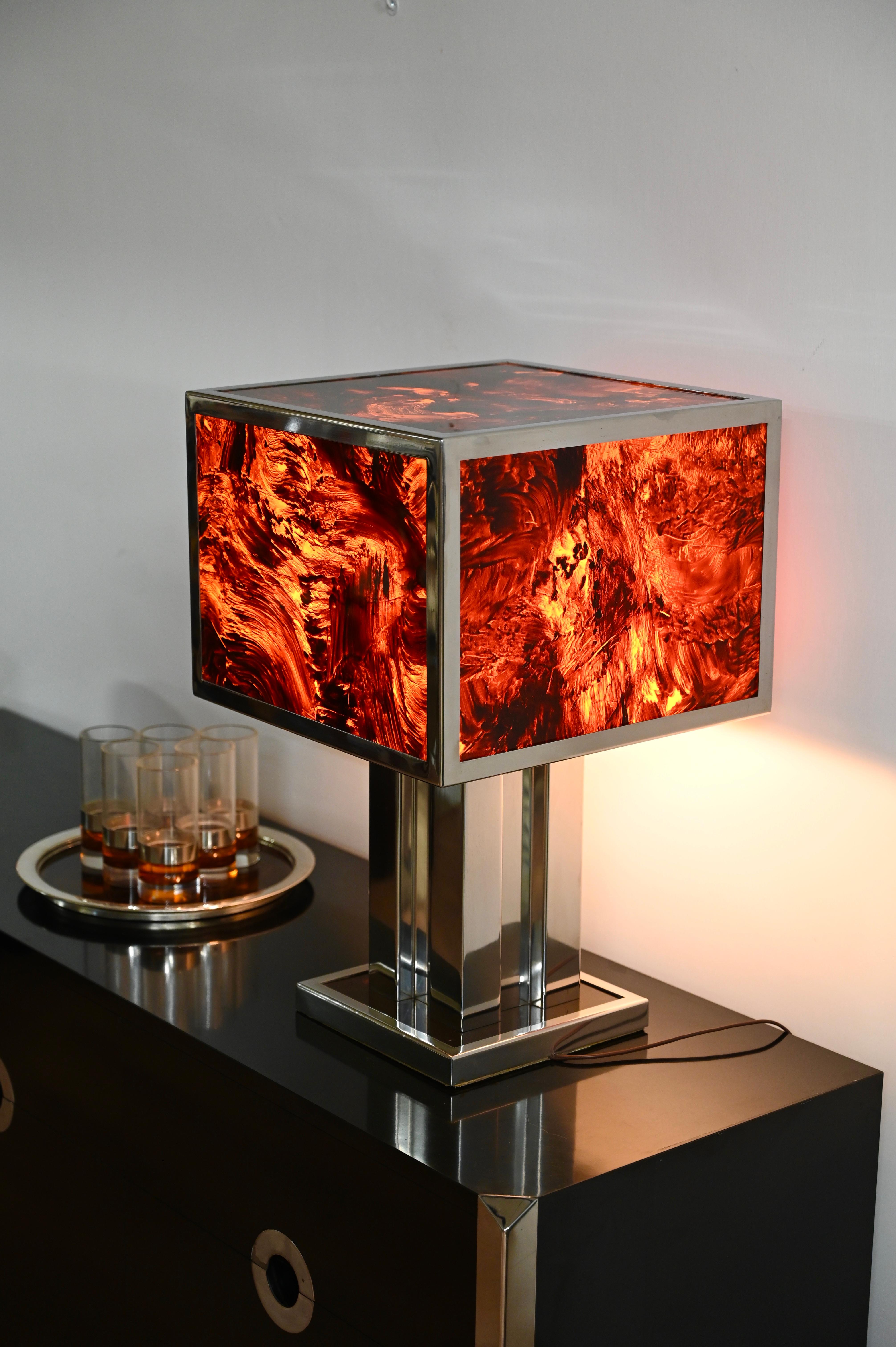 Willy Rizzo Large Table Lamp in Tortoiseshell Lucite and Chrome, Italy 1970s For Sale 3