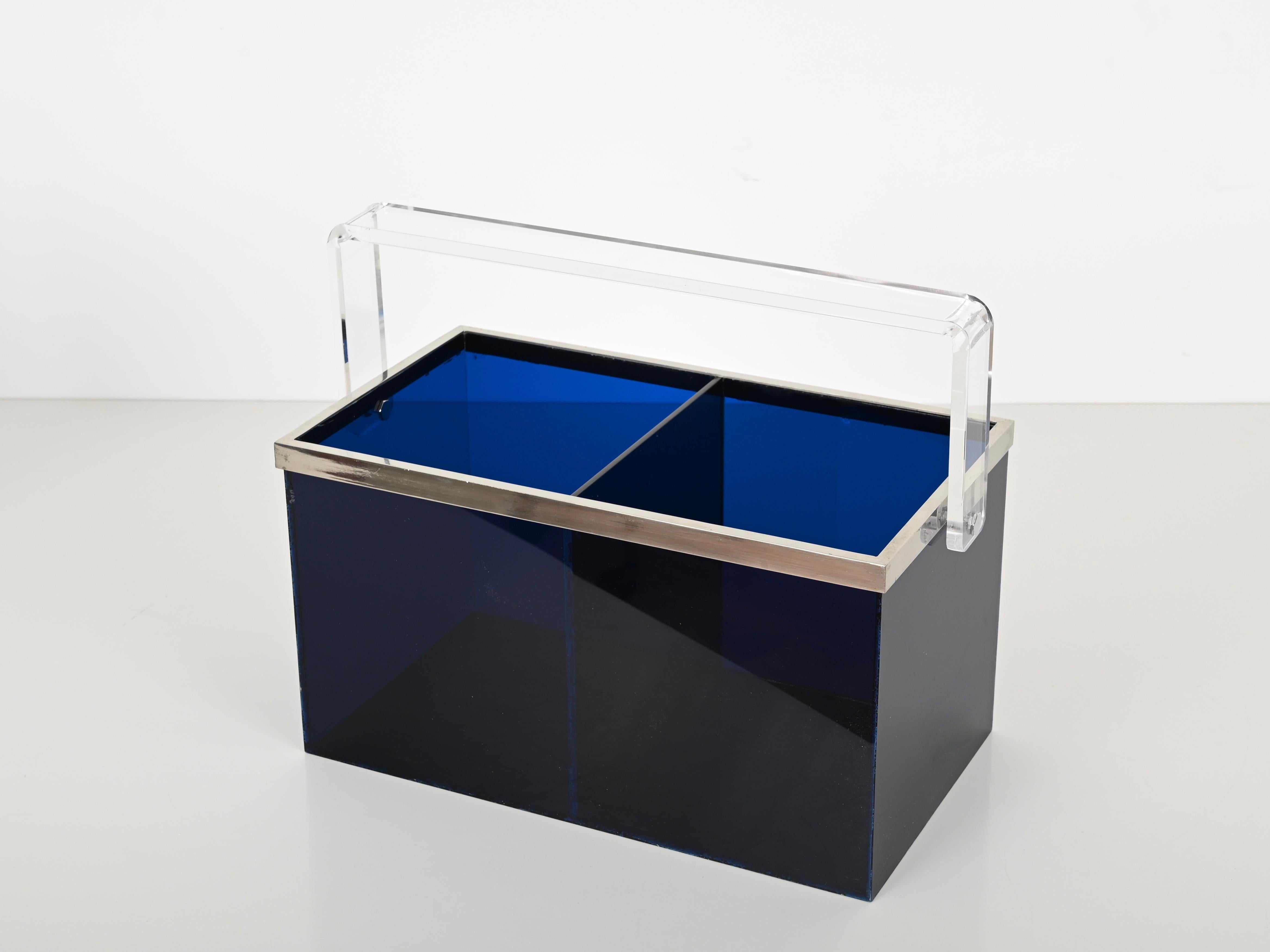 Willy Rizzo Magazine or Bottle Rack in Blue Lucite and Chrome, Italy 1970s For Sale 4