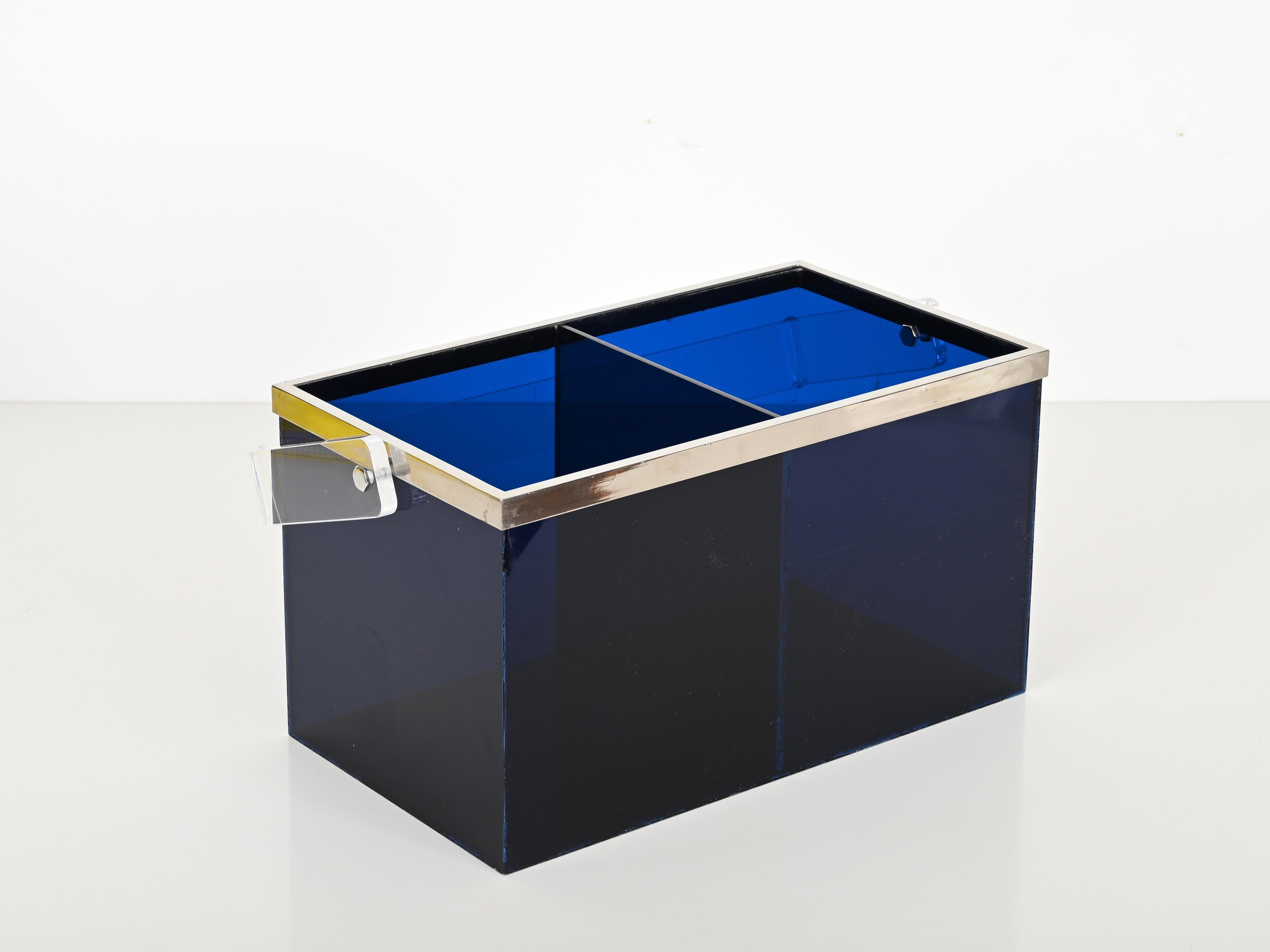 Willy Rizzo Magazine or Bottle Rack in Blue Lucite and Chrome, Italy 1970s For Sale 5