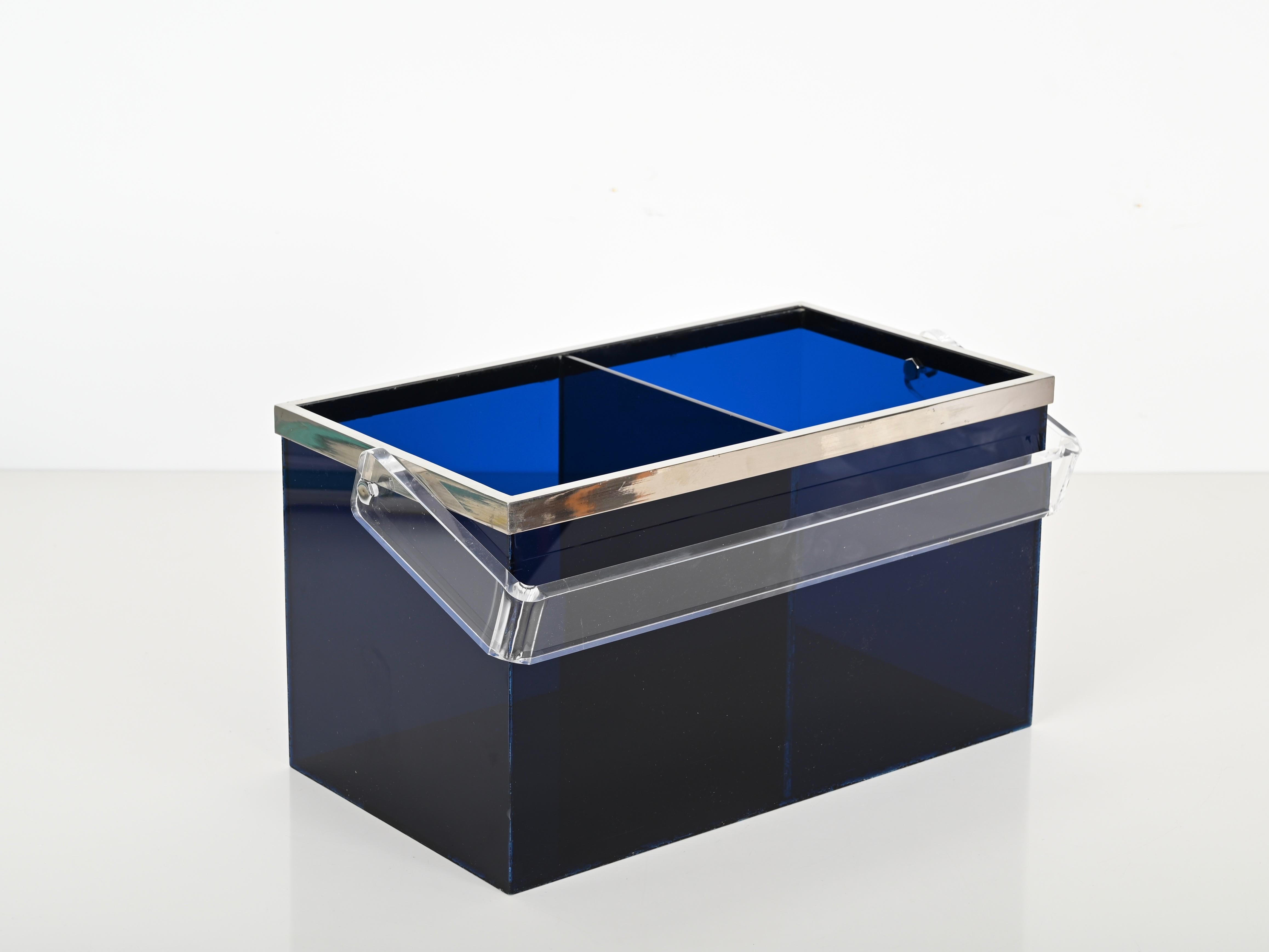 Mid-Century Modern Willy Rizzo Magazine or Bottle Rack in Blue Lucite and Chrome, Italy 1970s For Sale