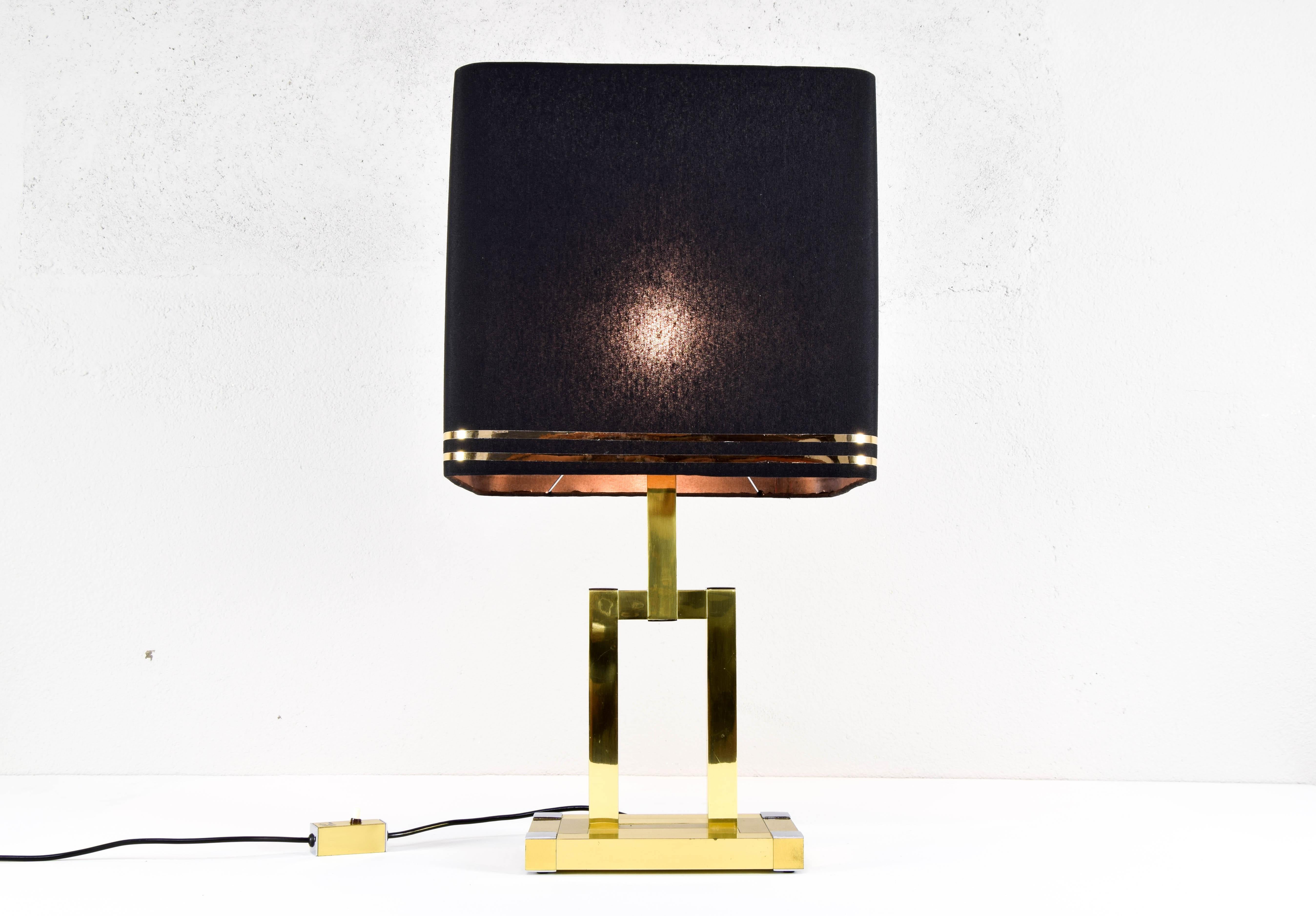  Mid-Century Italian Modern Brass Table Lamp by Lumica, 1970 In Good Condition In Escalona, Toledo