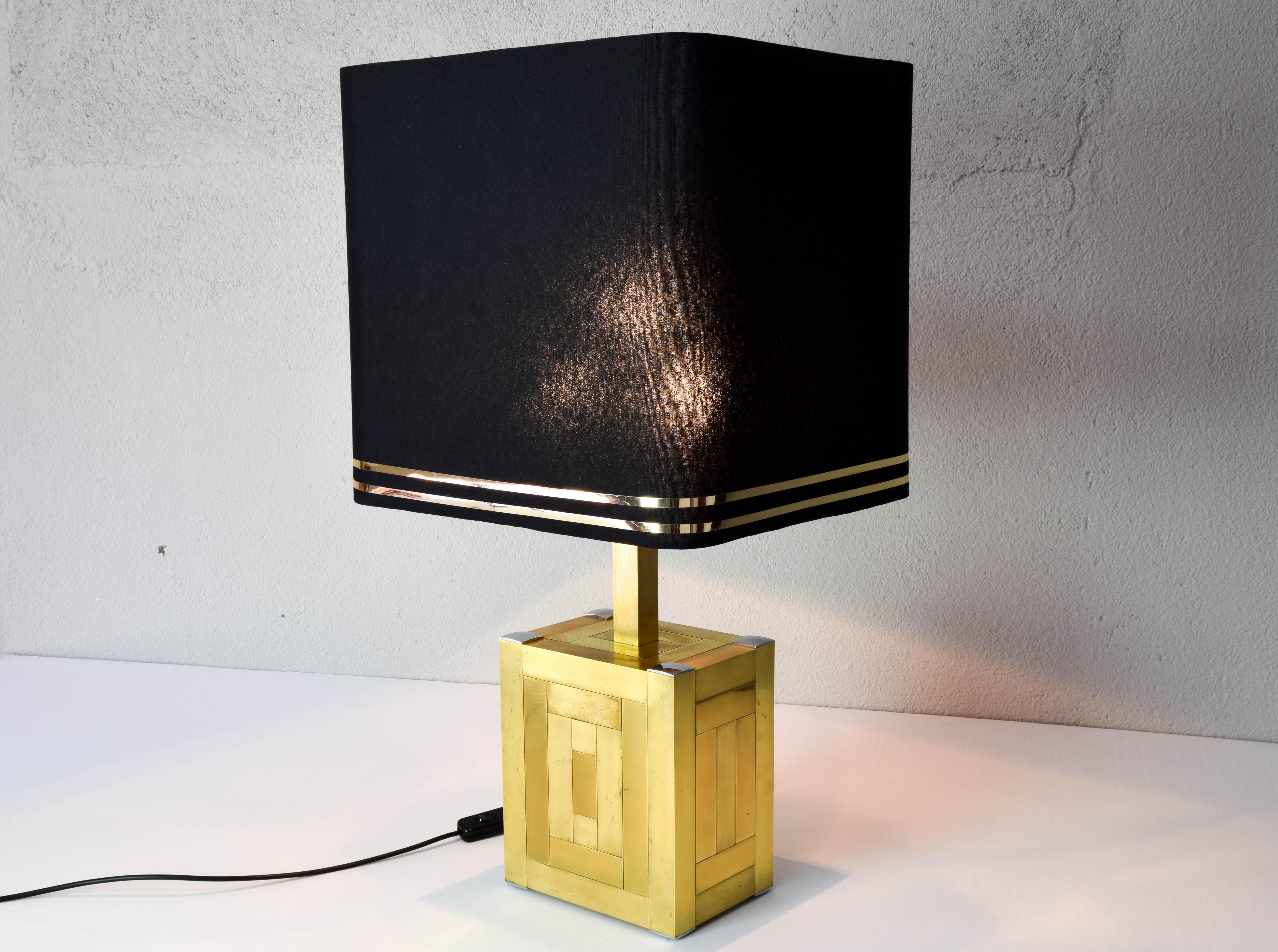 Mid-Century Modern Mid-Century Italian Modern Cubic Brass Table Lamp by Lumica, 1970