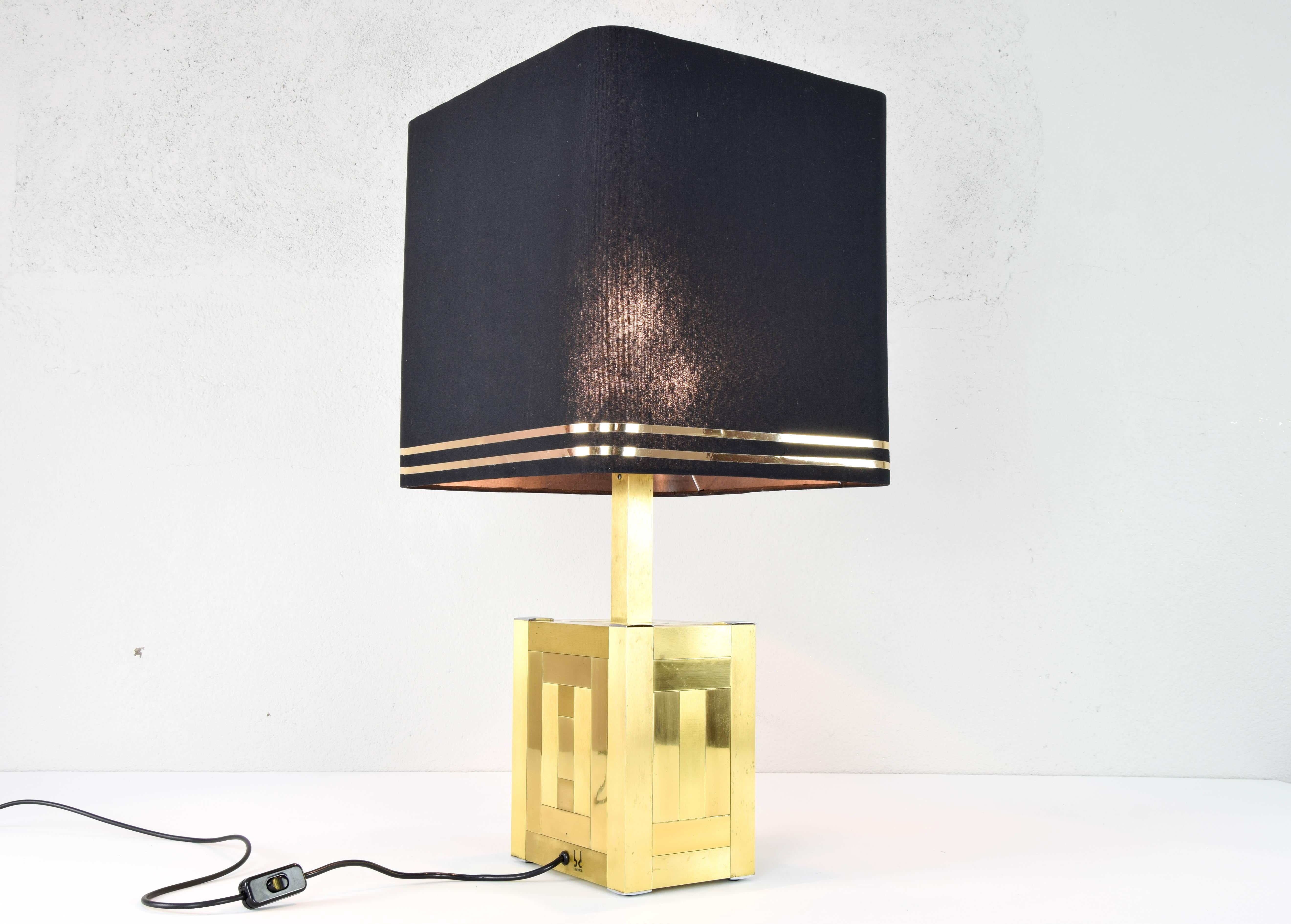 Mid-Century Italian Modern Cubic Brass Table Lamp by Lumica, 1970 In Good Condition In Escalona, Toledo