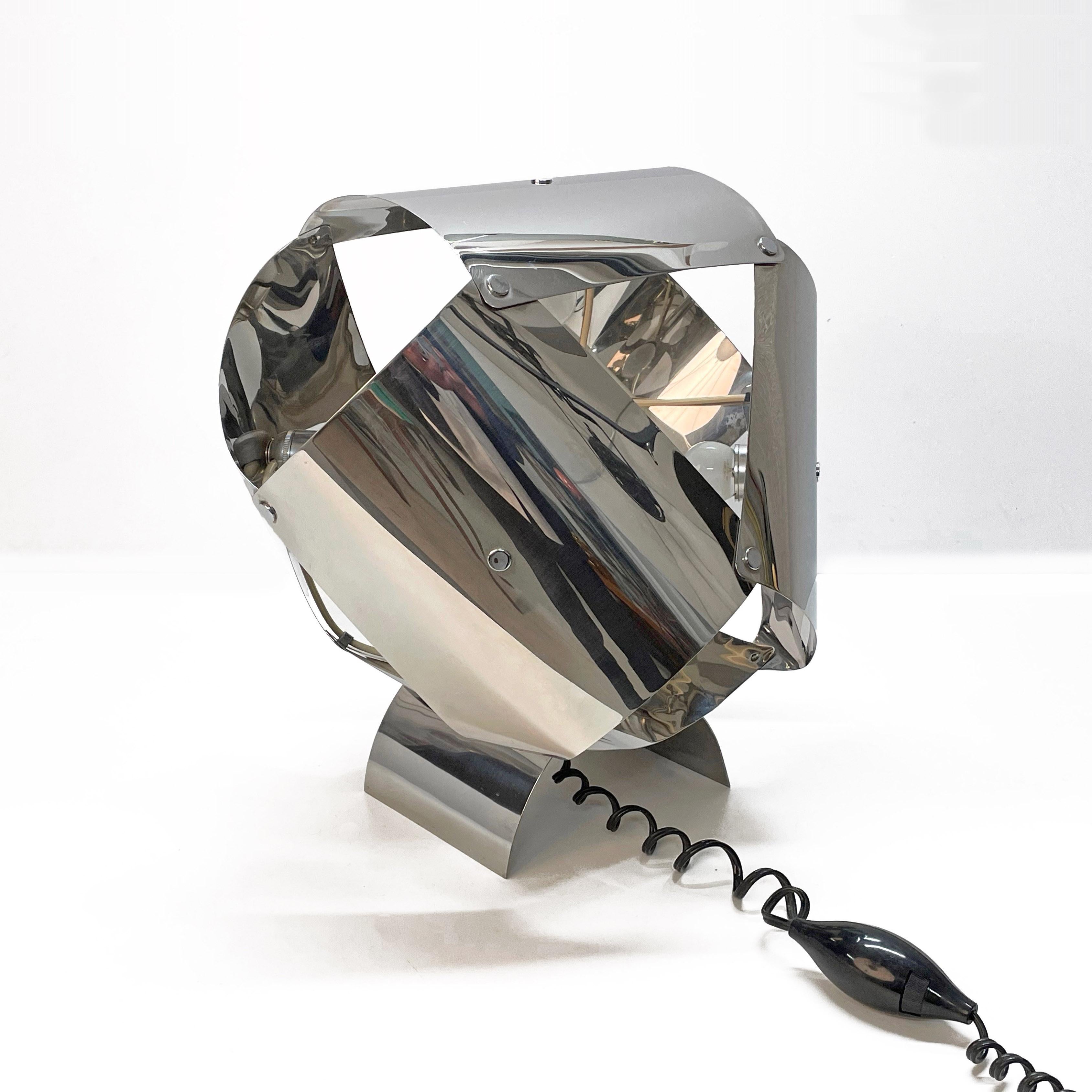 Willy Rizzo Mid-Century Large Sculptural Table Lamp in Chrome, Italy 1970s For Sale 4