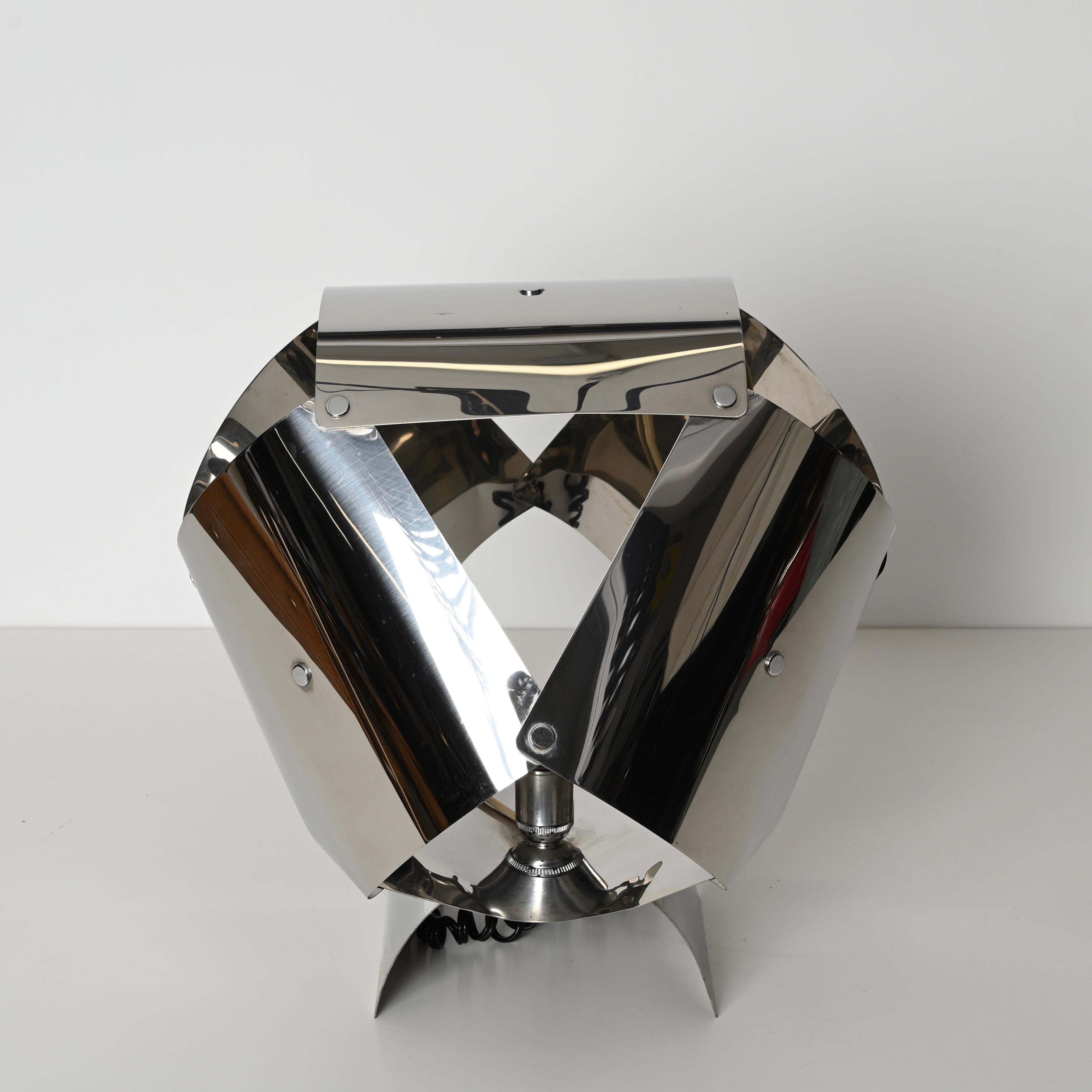 Hand-Crafted Willy Rizzo Mid-Century Large Sculptural Table Lamp in Chrome, Italy 1970s For Sale