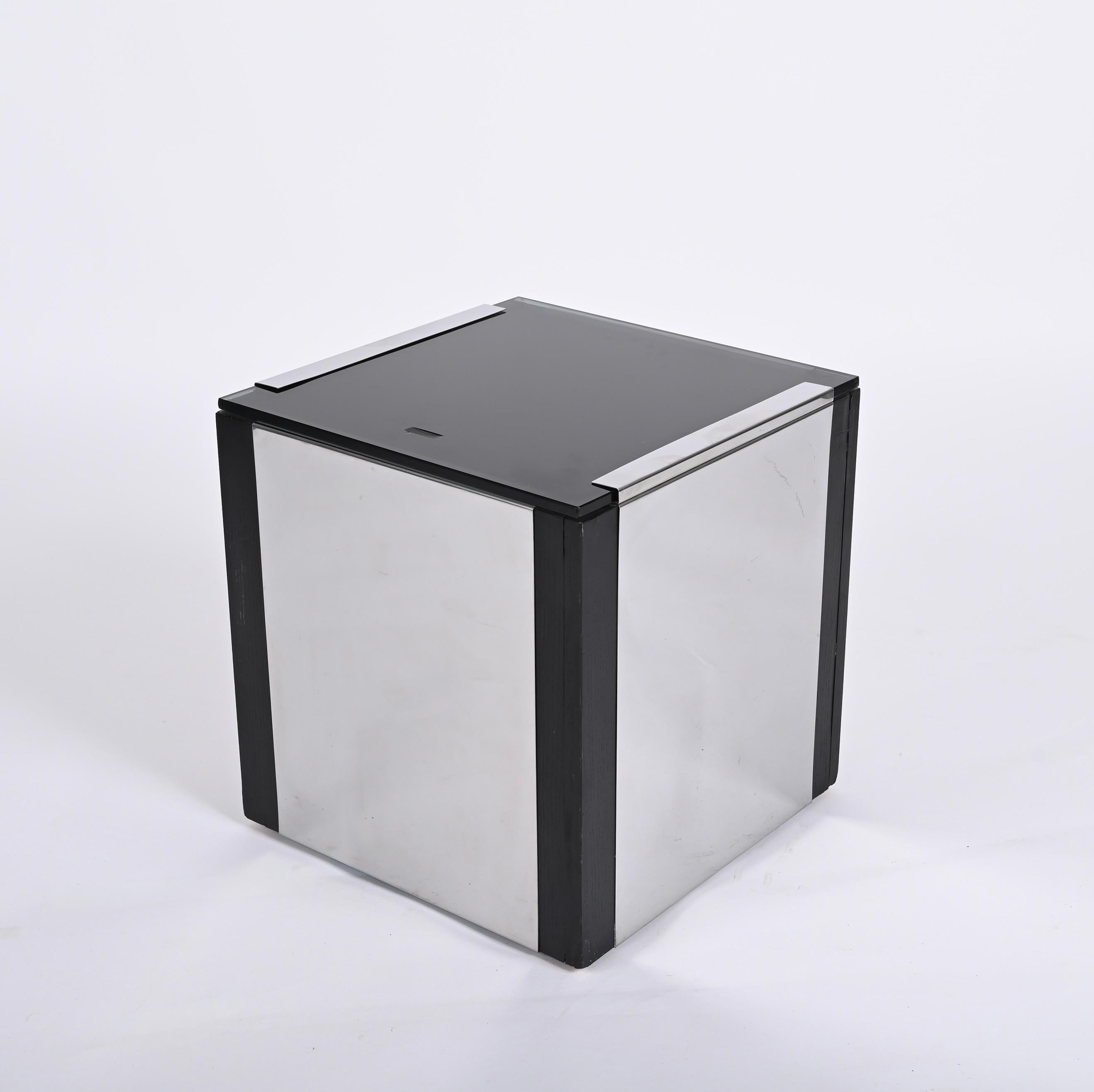Bois Bar cubique chromé du milieu du siècle dernier, Italie, 1970 en vente