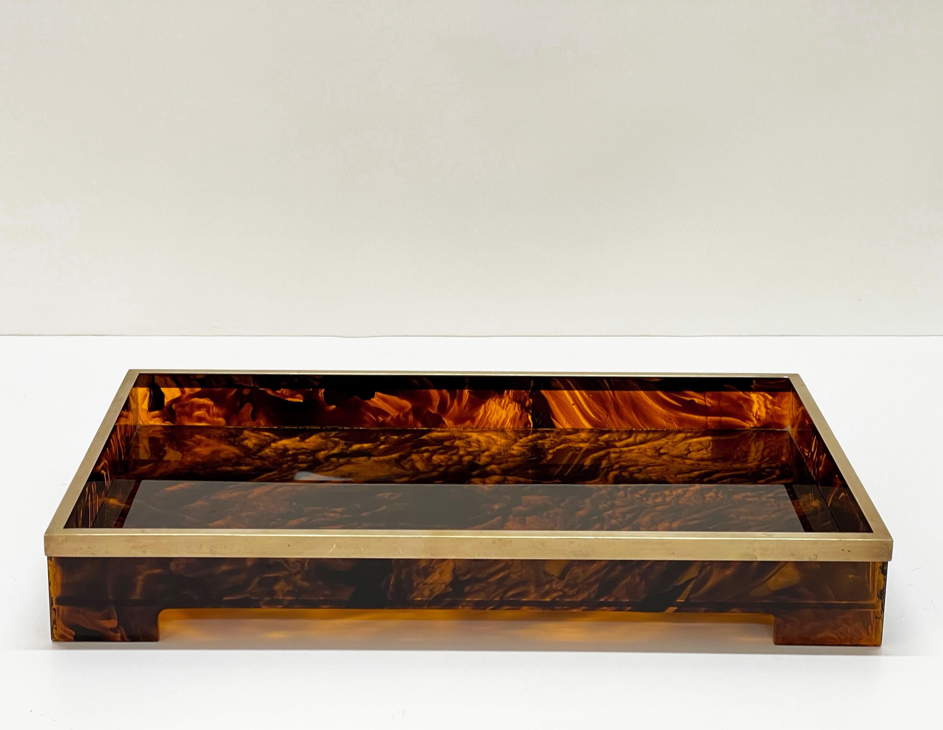 Willy Rizzo Midcentury Tortoiseshell Lucite and Brass Italian Serving Tray 1970s 6