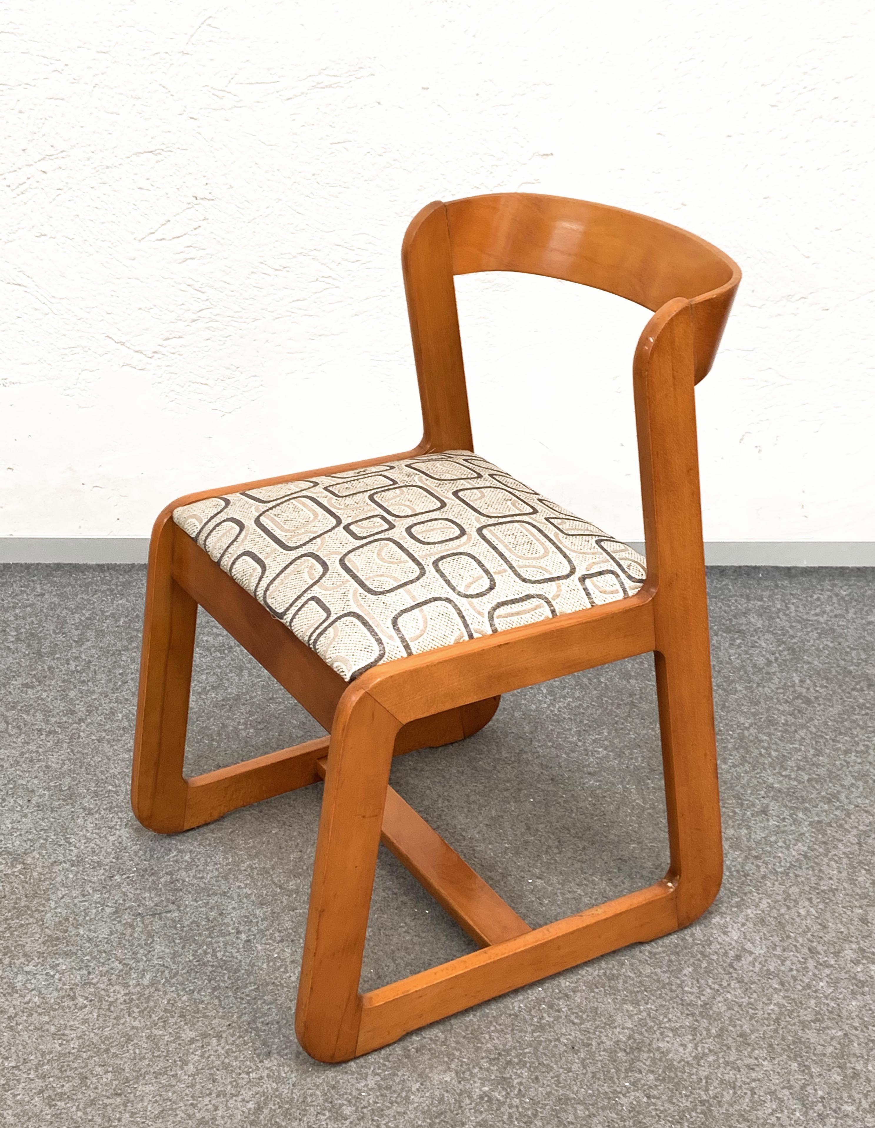 Willy Rizzo Midcentury Wooden and Fabric Italian Chairs for Mario Sabot, 1970 5