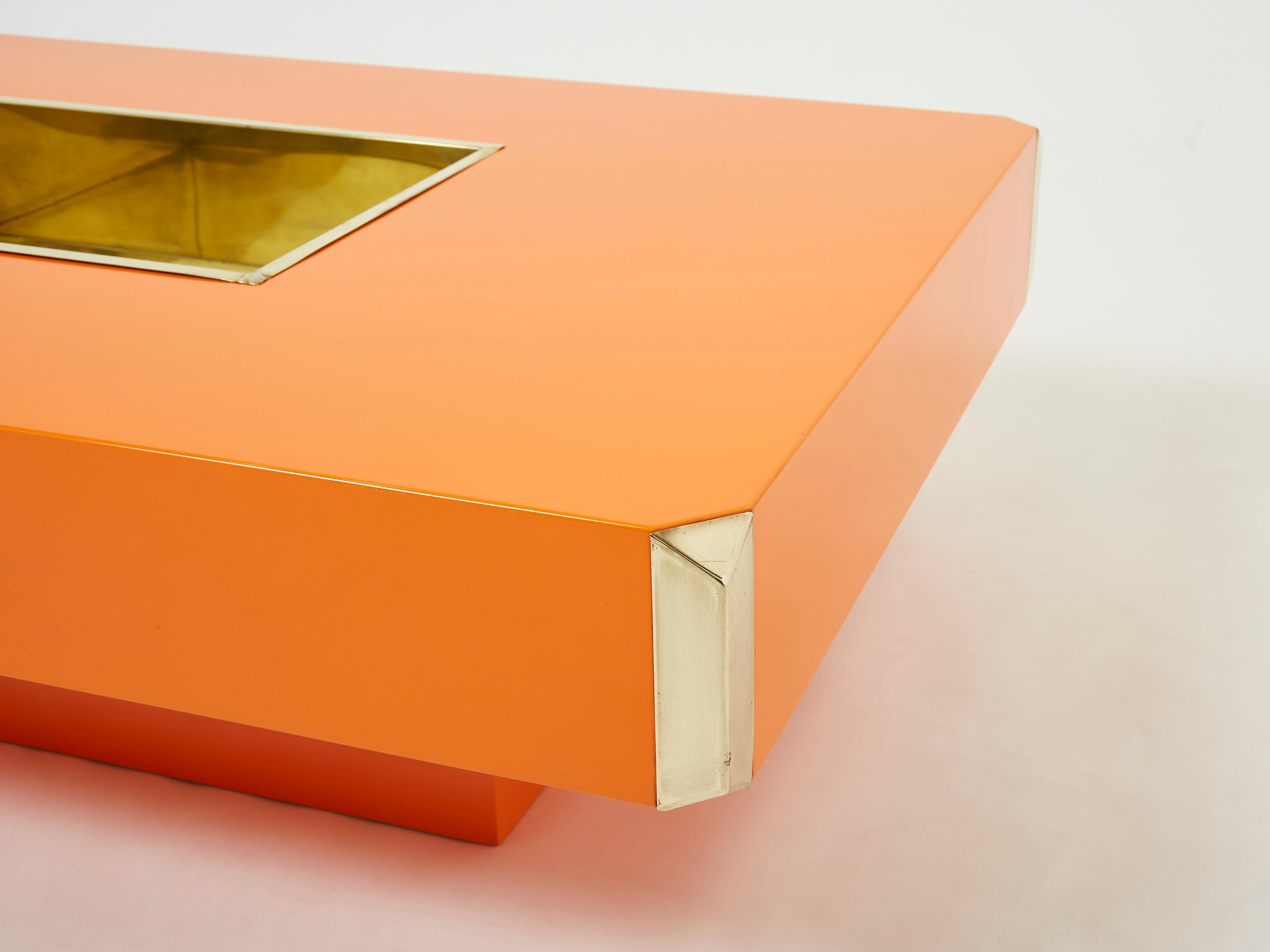 Mid-Century Modern Willy Rizzo Orange Lacquer and Brass Bar Coffee Table Alveo, 1970s For Sale